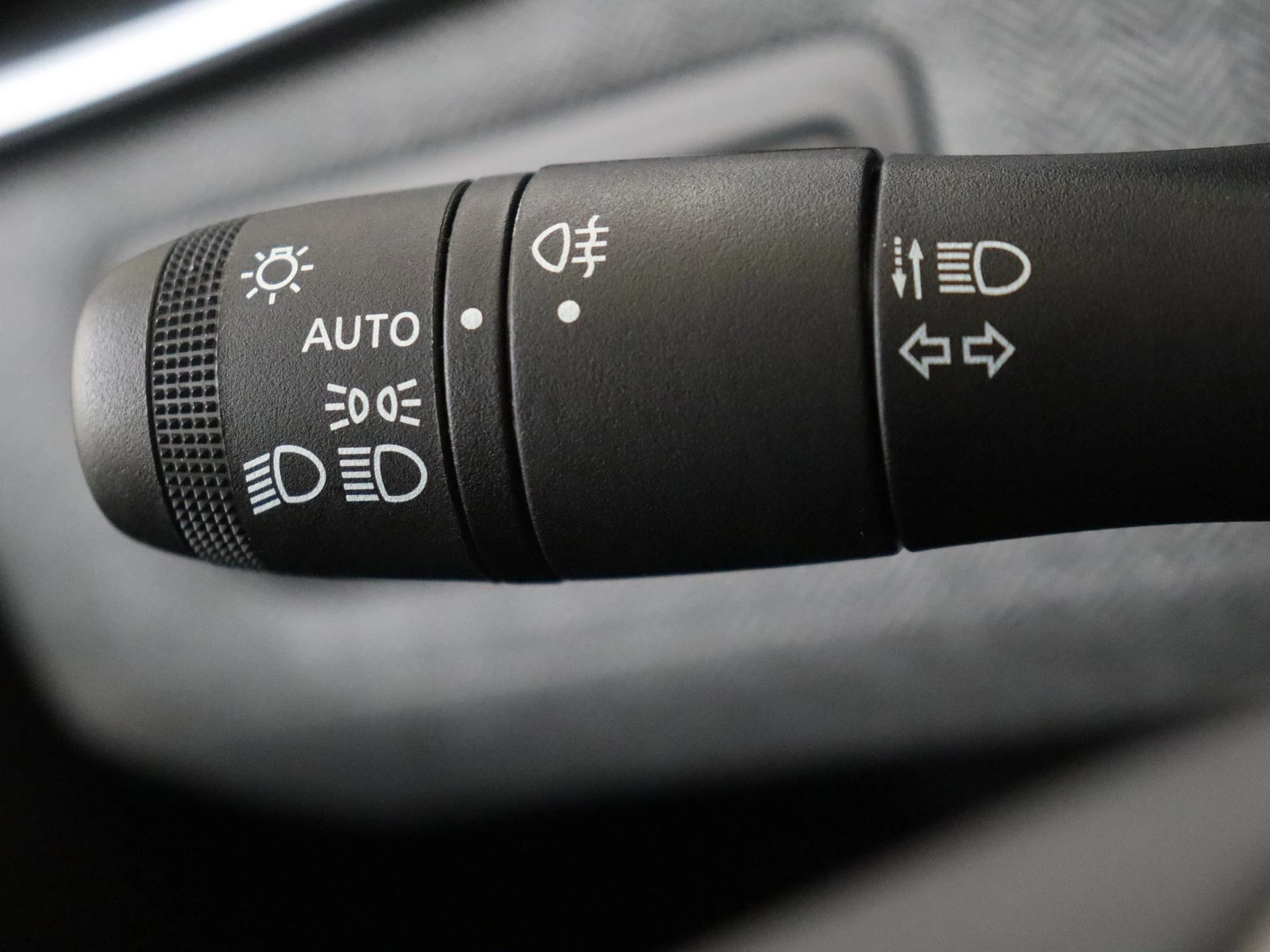 Renault-Clio-image-26