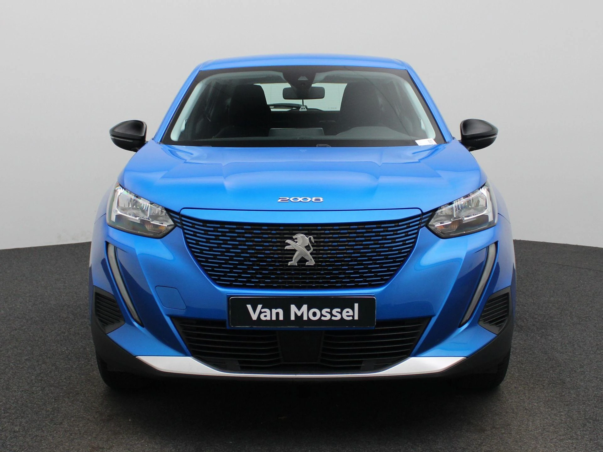 Peugeot-e-2008-image-2