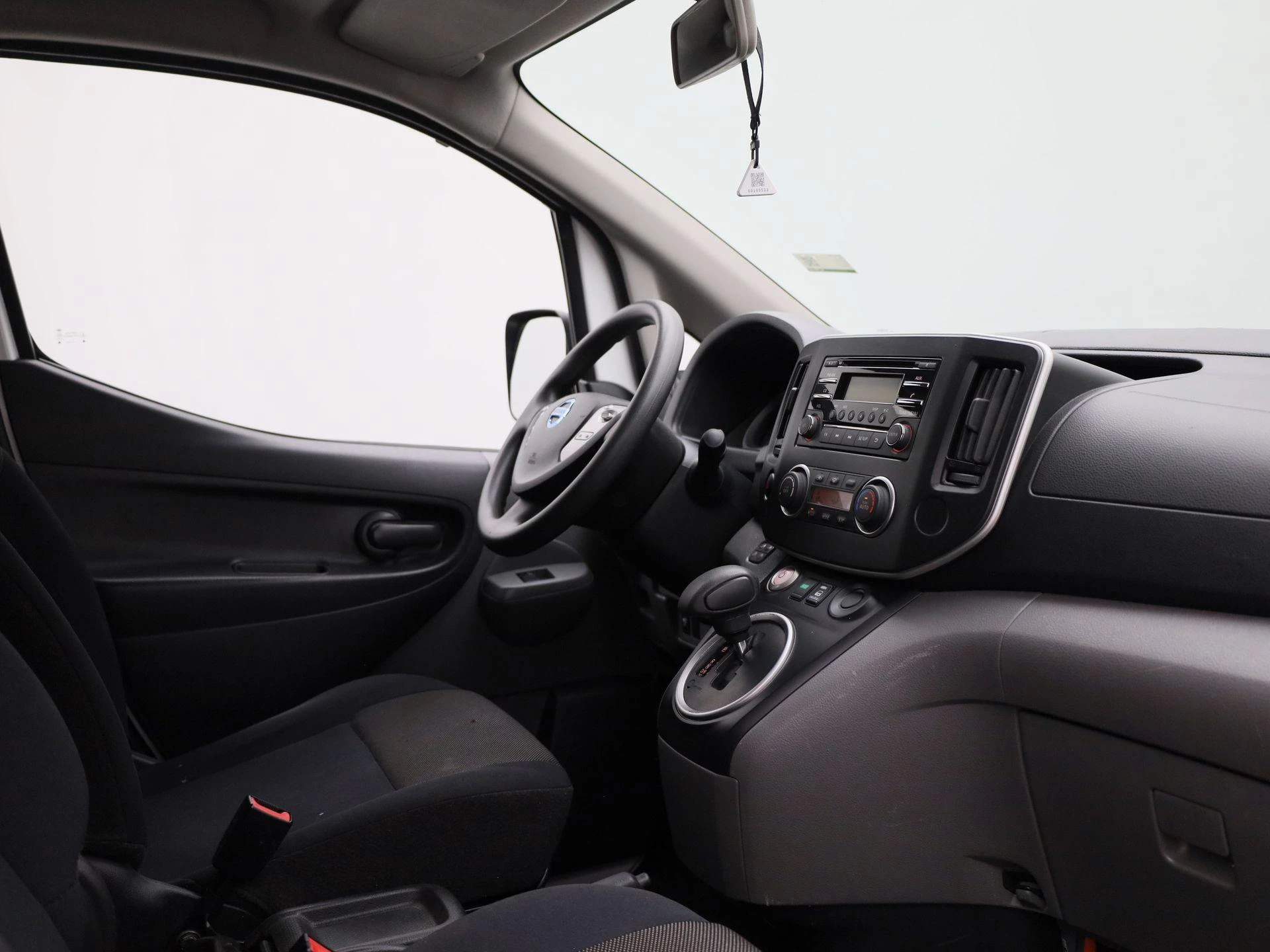Nissan-e-NV200-image-33