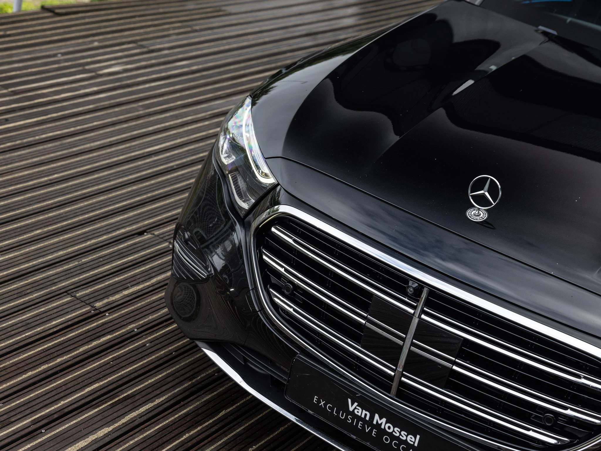 Mercedes-Benz-E-Klasse-image-13