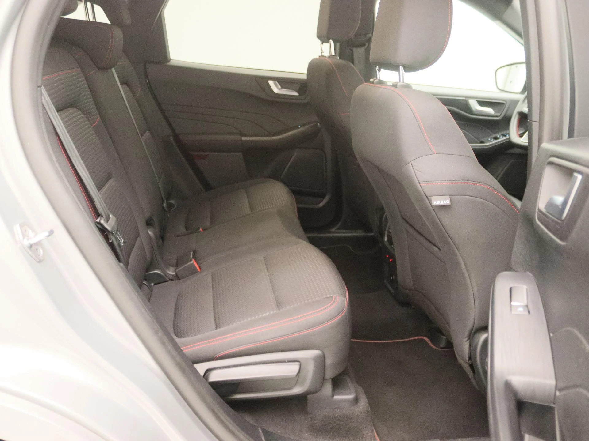 Ford-Kuga-image-25