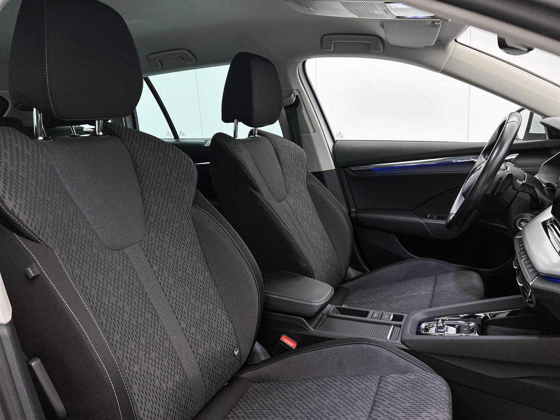 Škoda Octavia Combi 1.4 TSI iV PHEV Business Edition Plus