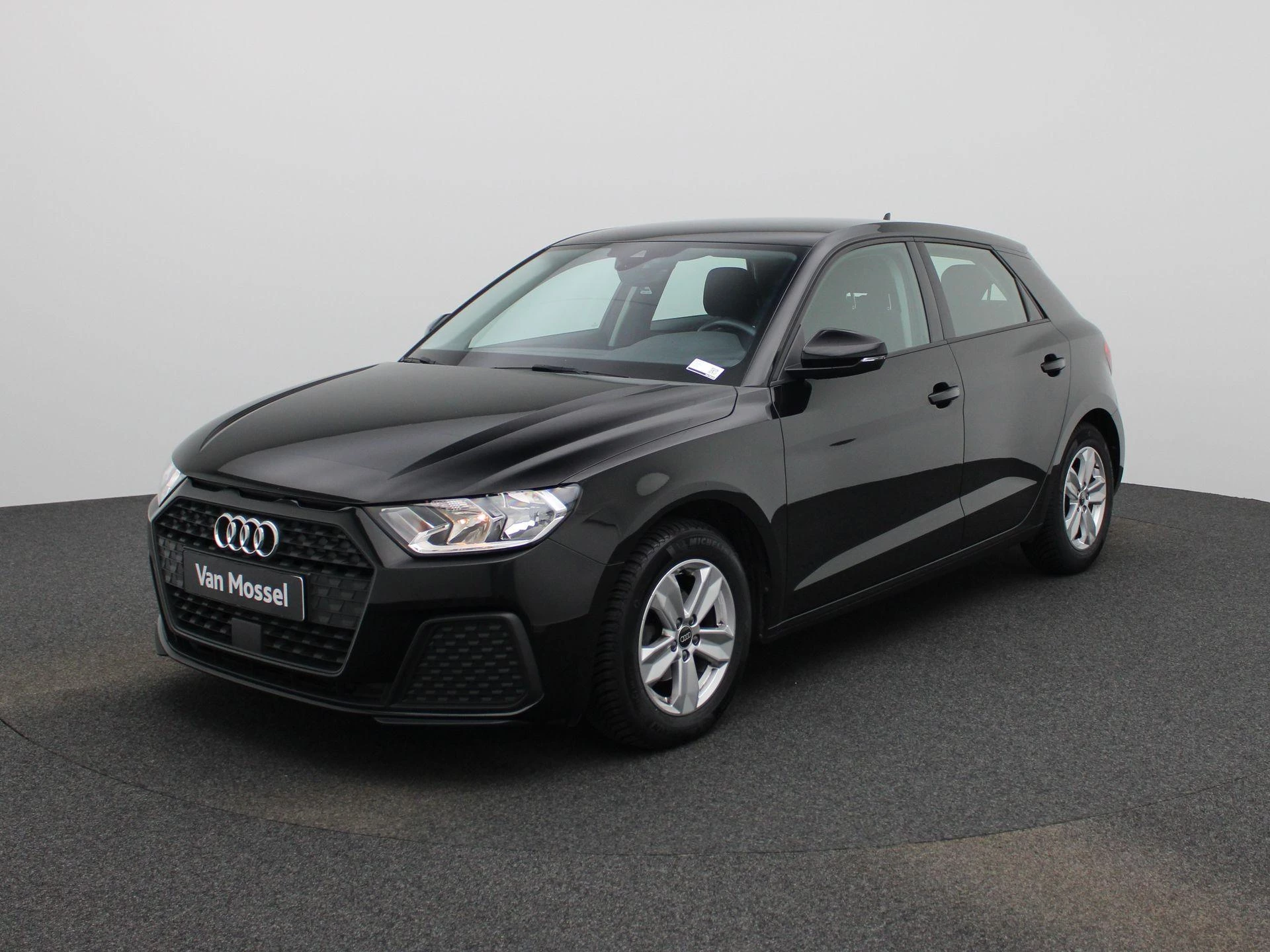 Audi-A1 Sportback-image-0