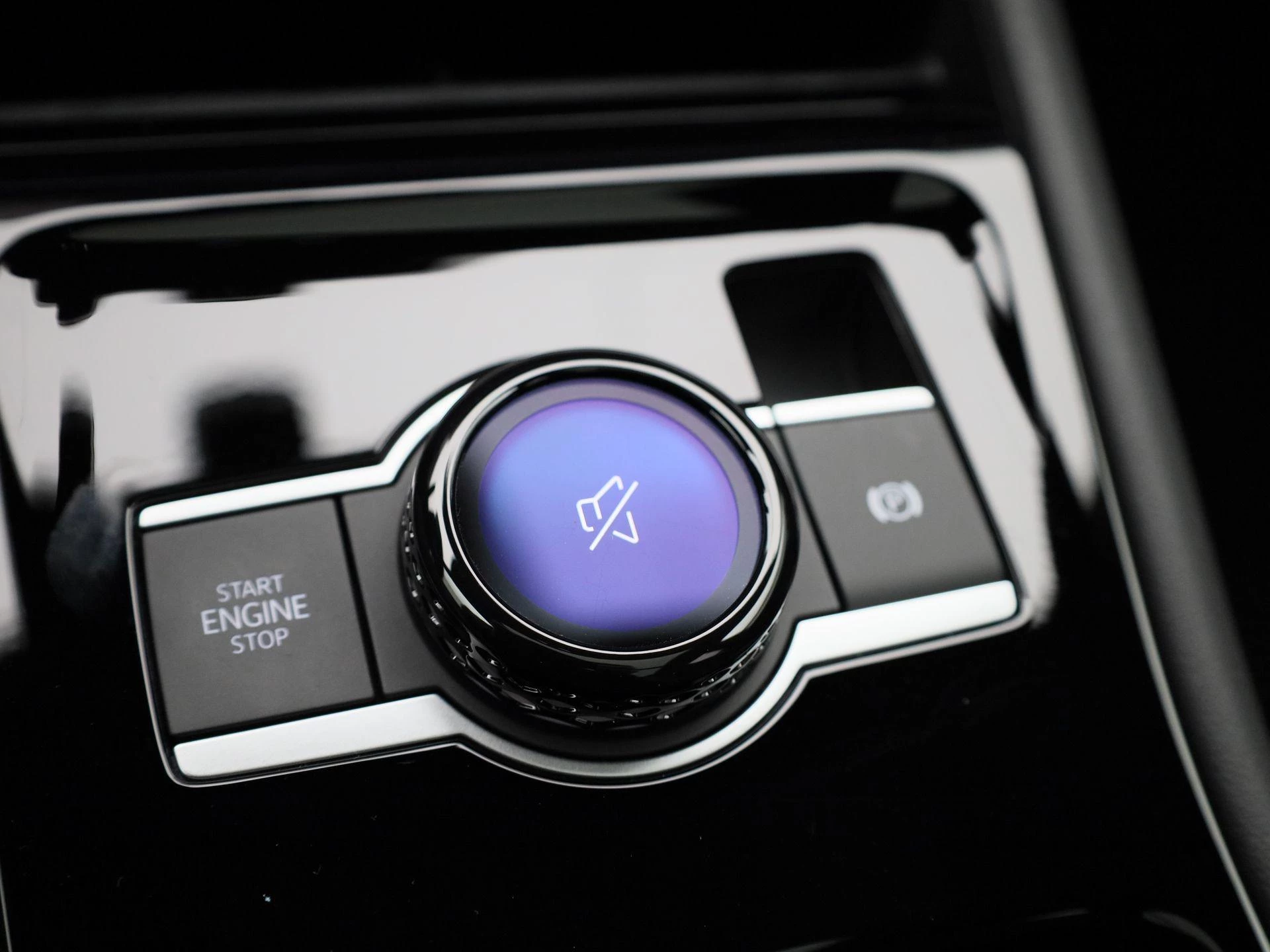 Volkswagen-Tiguan-image-31