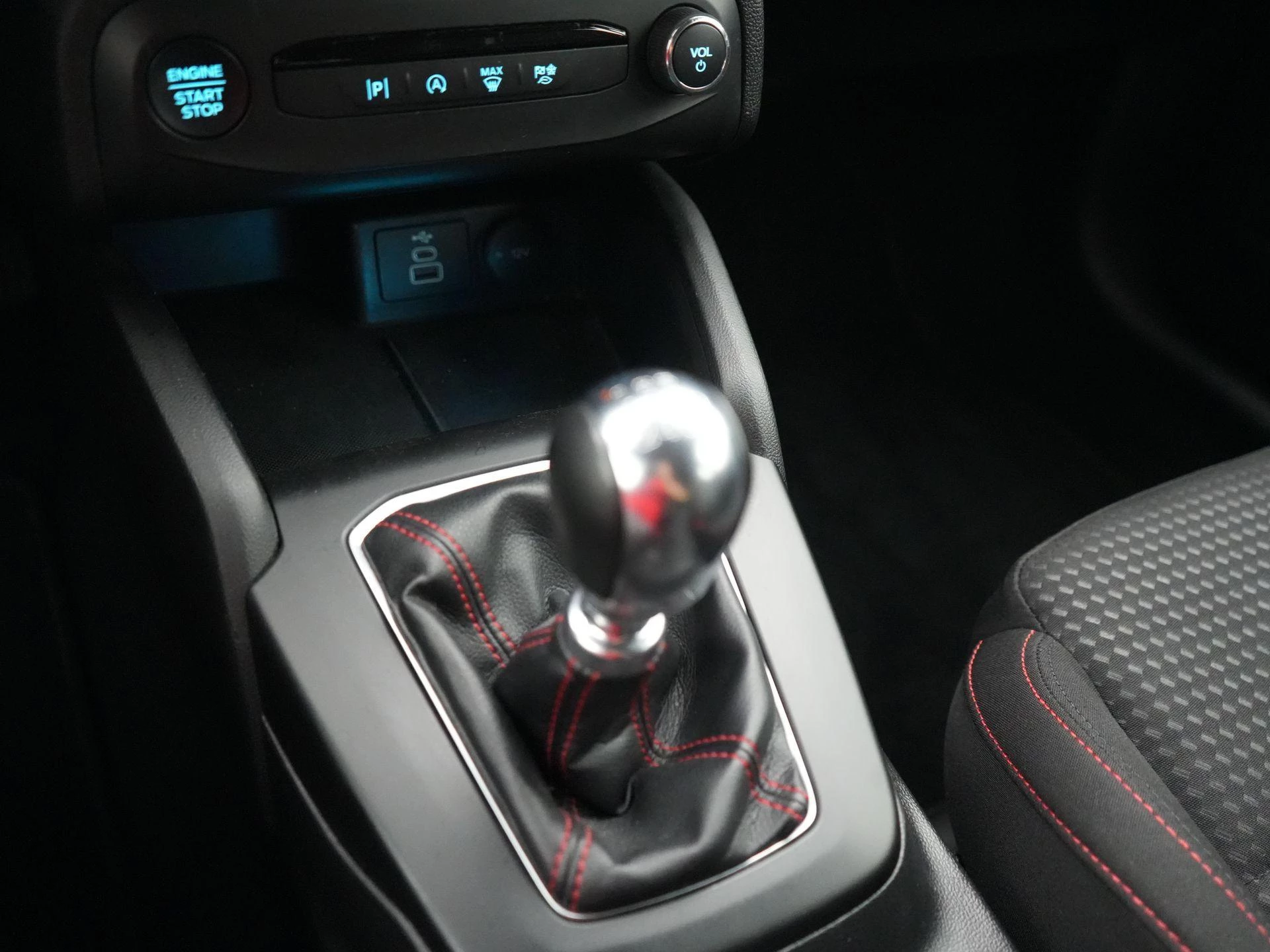 Ford Focus Clipper 1.0i EcoBoost MHEV 92kW ST-Line