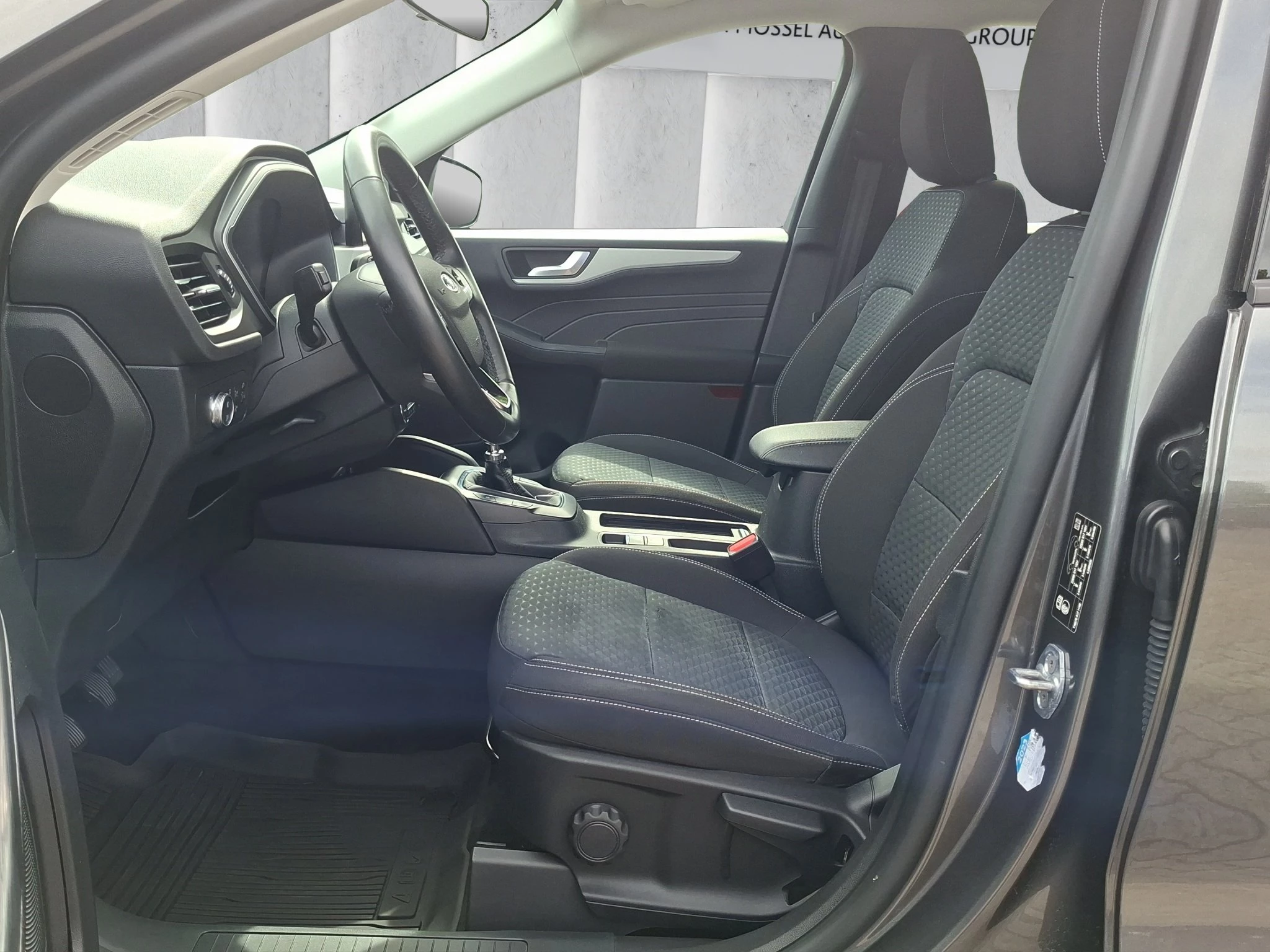 Ford Kuga Cool & Connect 1.5 EB LED | AHK | GJR | SHZ | PDC | Navi | Klima | BT