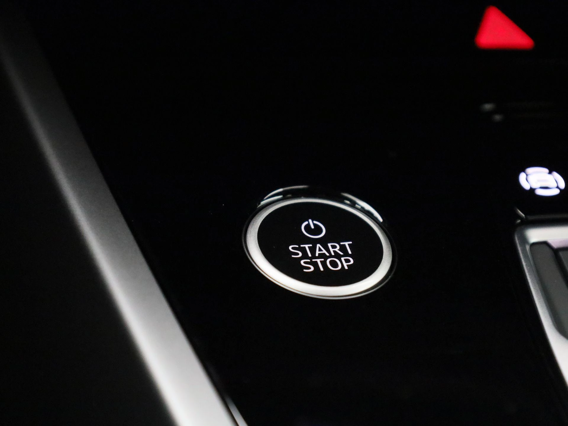 Audi-Q4 e-tron-image-20