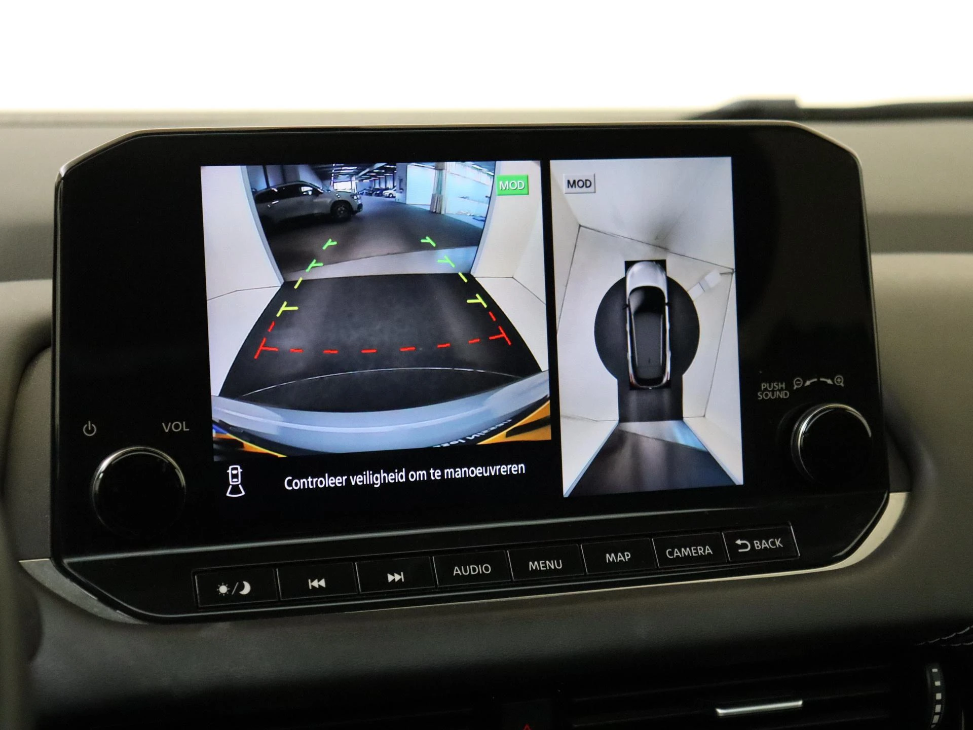 Nissan-QASHQAI-image-18