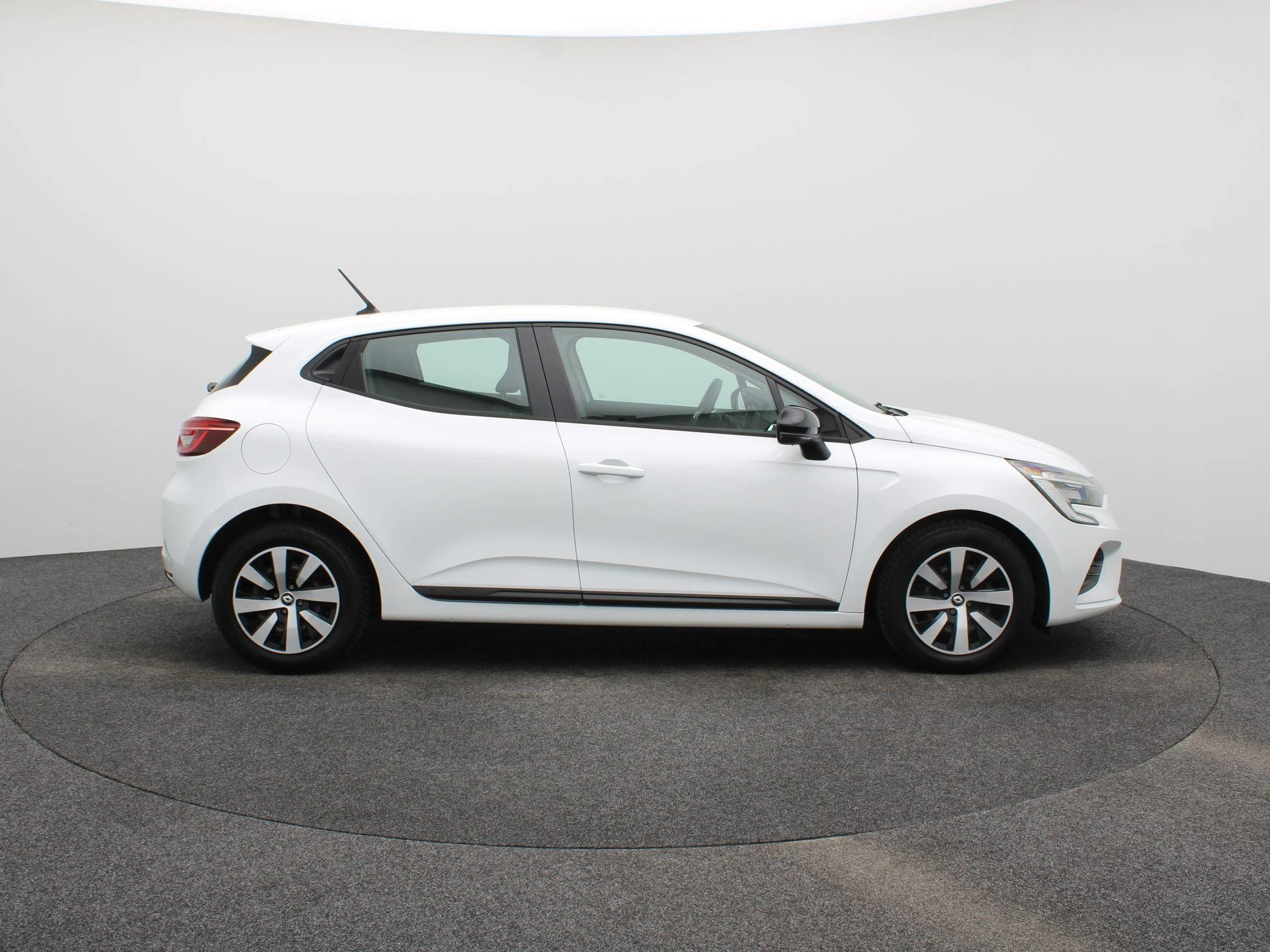 Renault-Clio-image-5