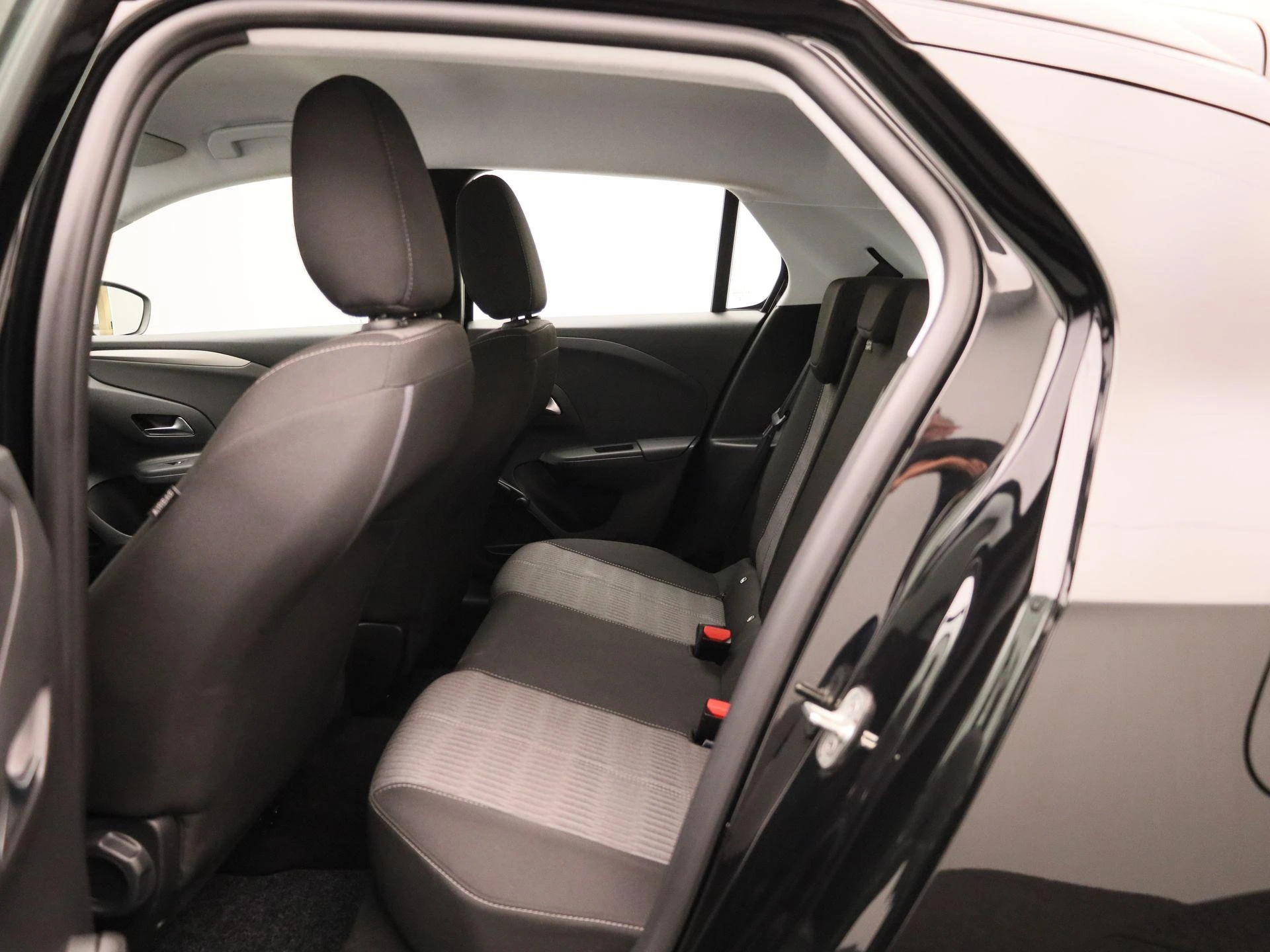 Opel-Corsa-image-9