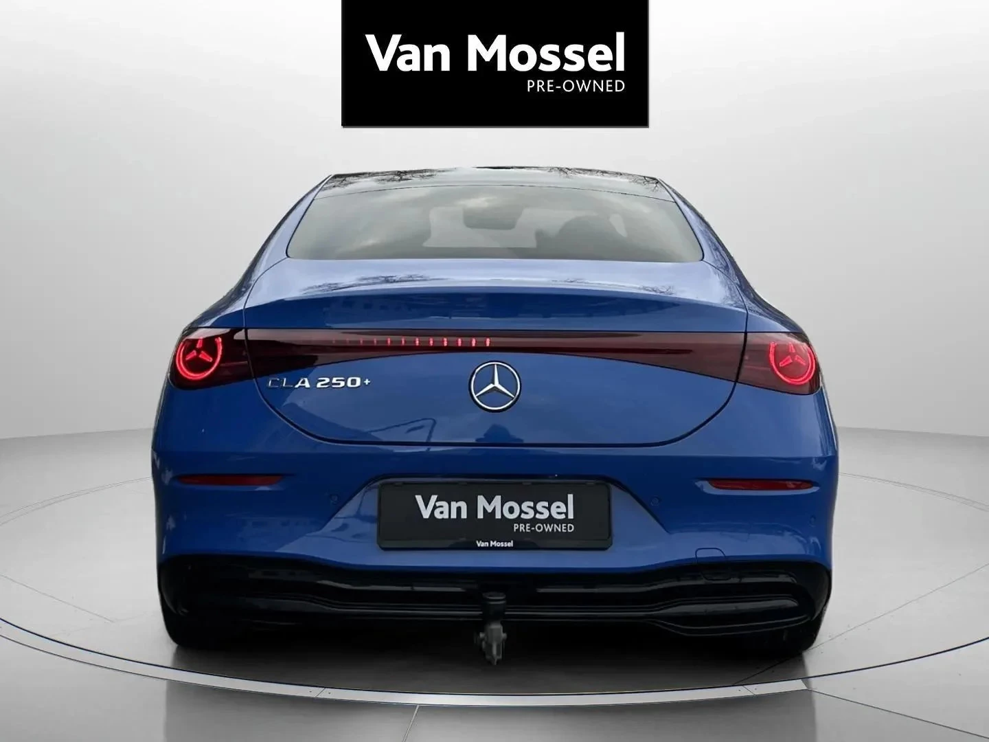 Mercedes-Benz-CLA-image-5