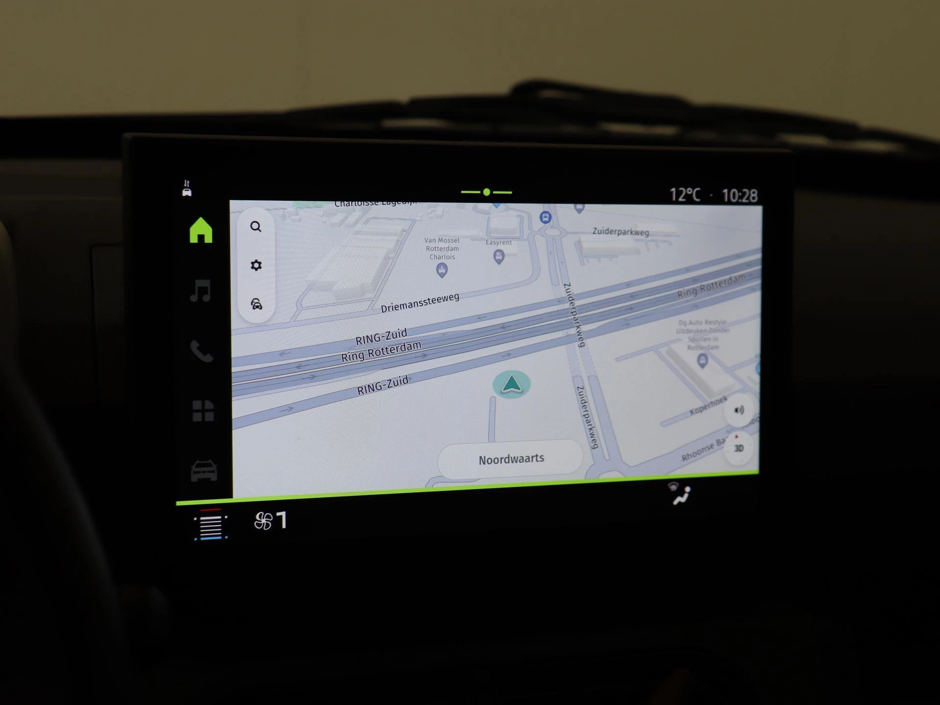 Dacia-Spring-image-16