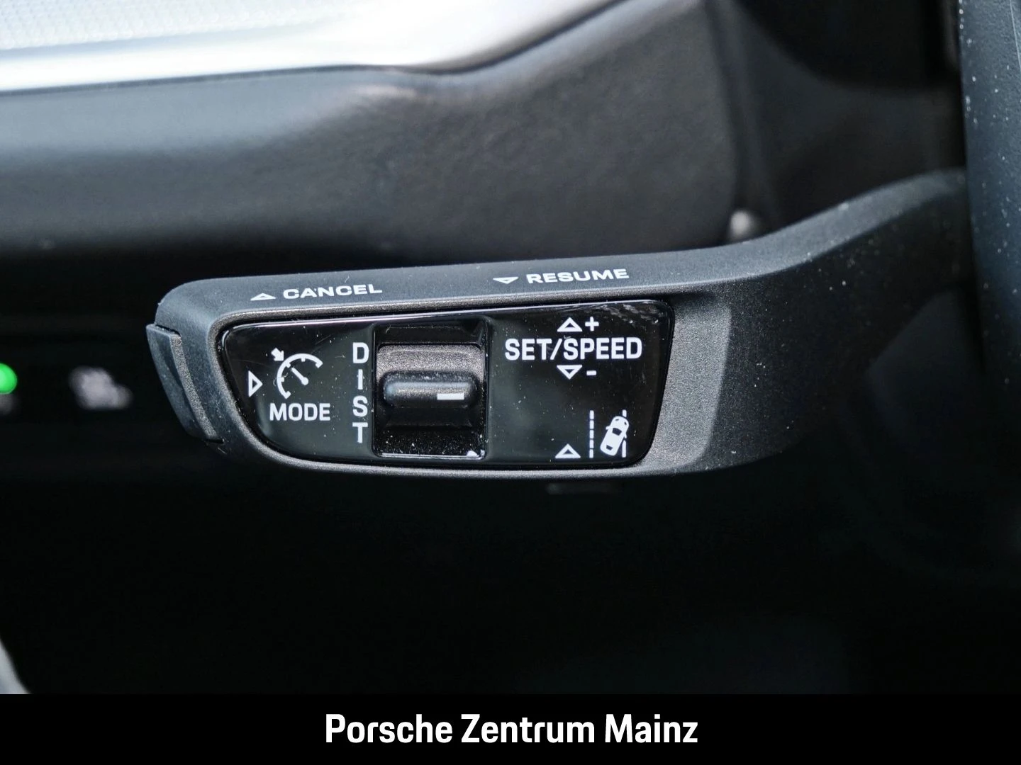 Porsche-Cayenne-image-24