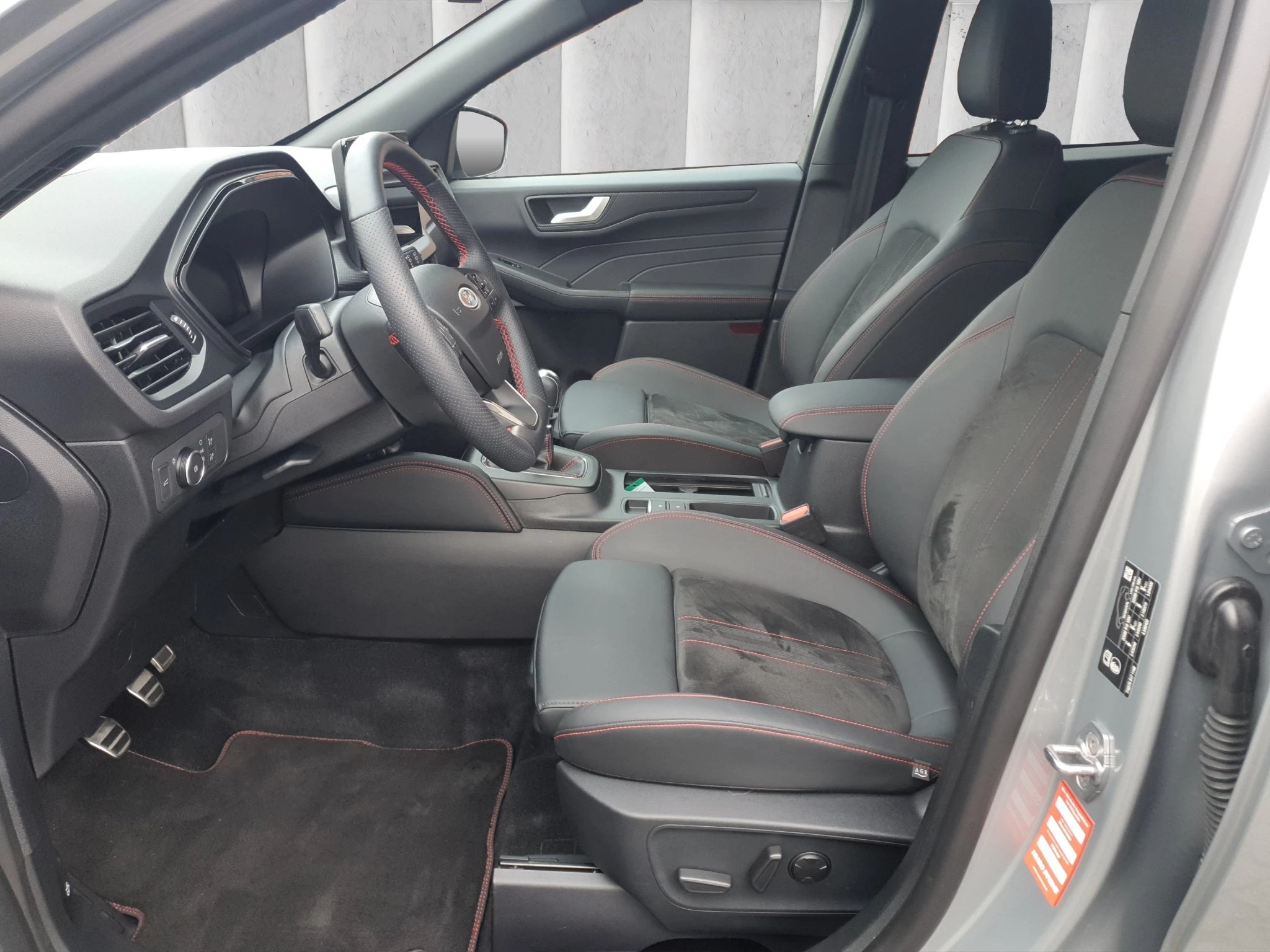 Ford Kuga ST-Line X*PANO*AHK*LED-MATRIX*360GRAD*ACC*NAVI*SOUND-SYS.