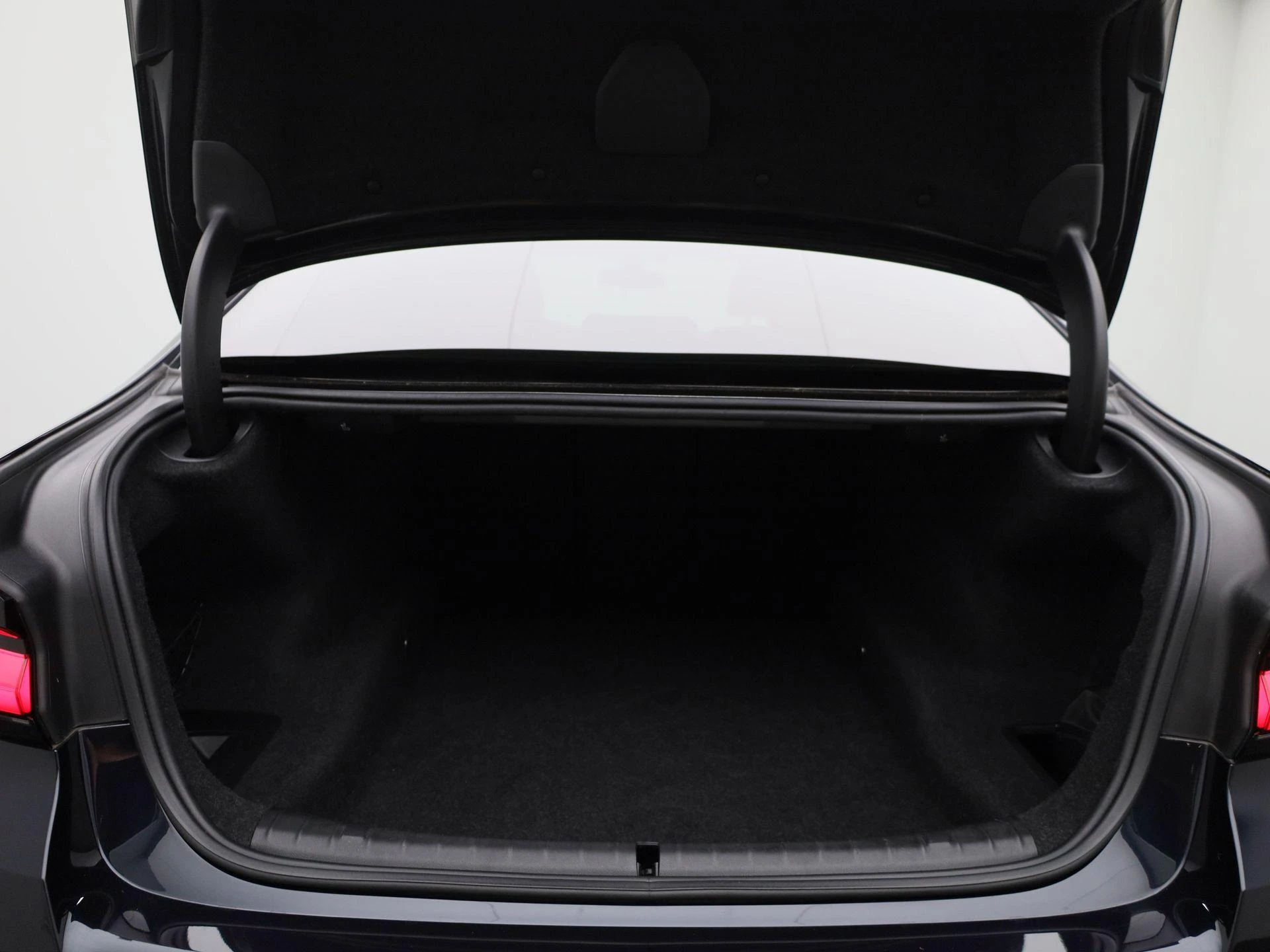 BMW-5 Serie-image-14