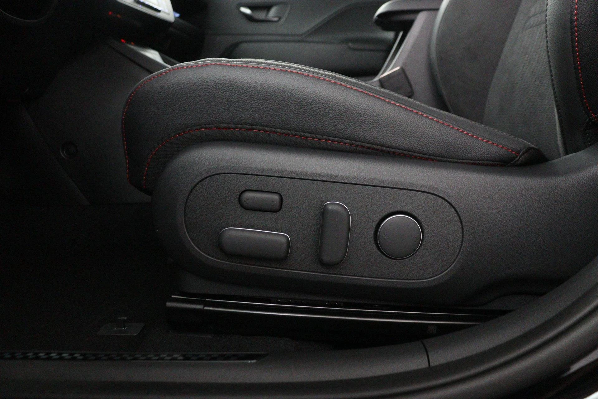 Hyundai-Kona-image-46