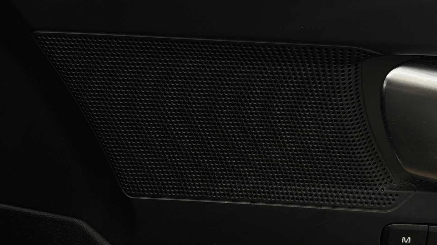 Volvo-XC40-image-21