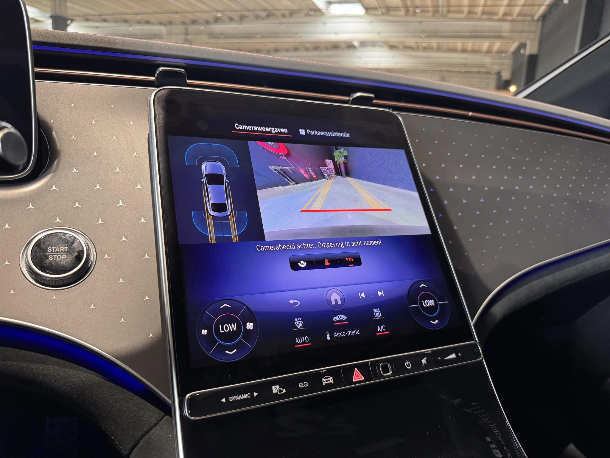 Mercedes-Benz-EQE-image-15