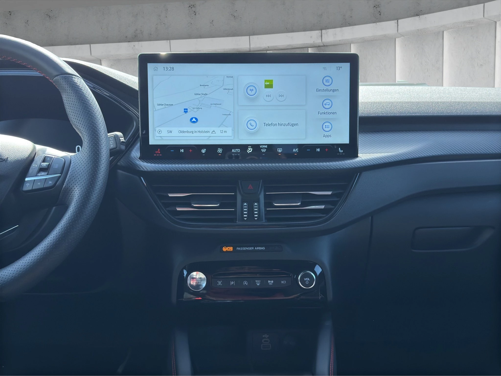 Ford Kuga ST-Line X Aut.*PANO*AHK*360GRAD*LED-MATRIX*NAVI*GRA*WINTER-PKT..