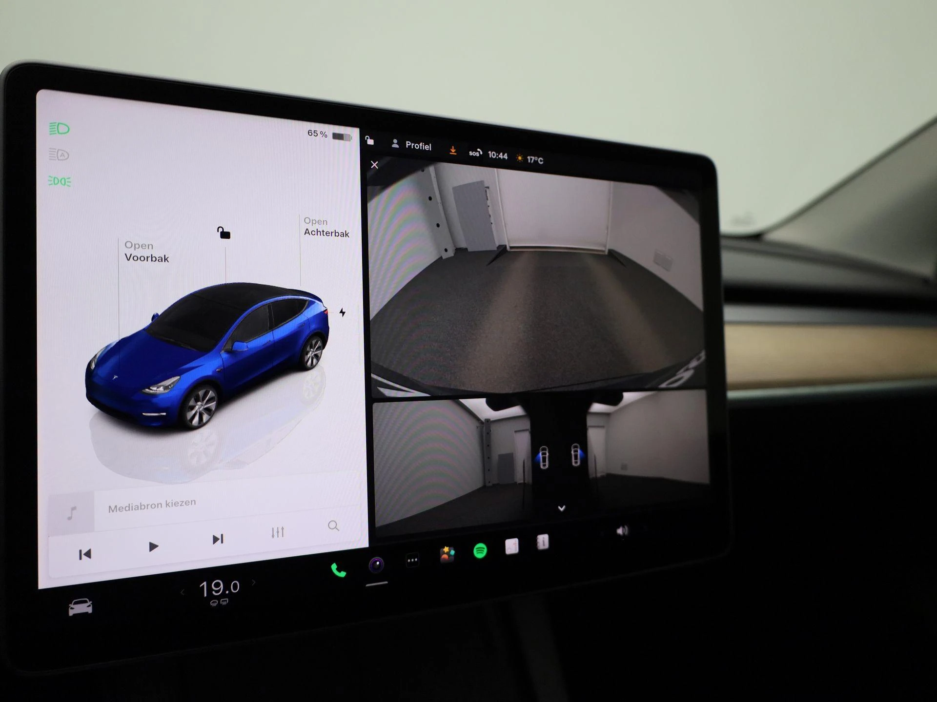 Tesla-Model Y-image-33