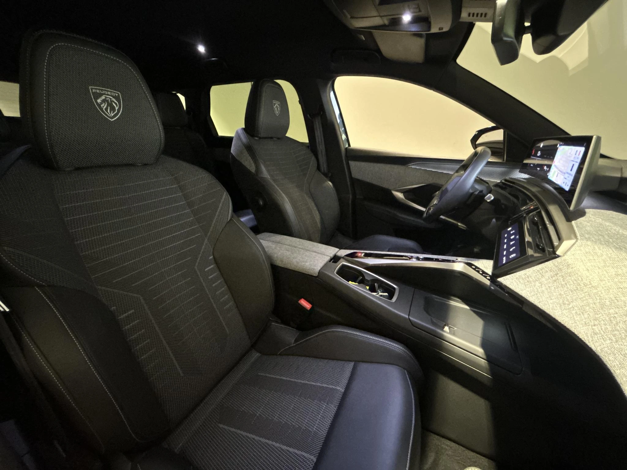 Peugeot-5008-image-21