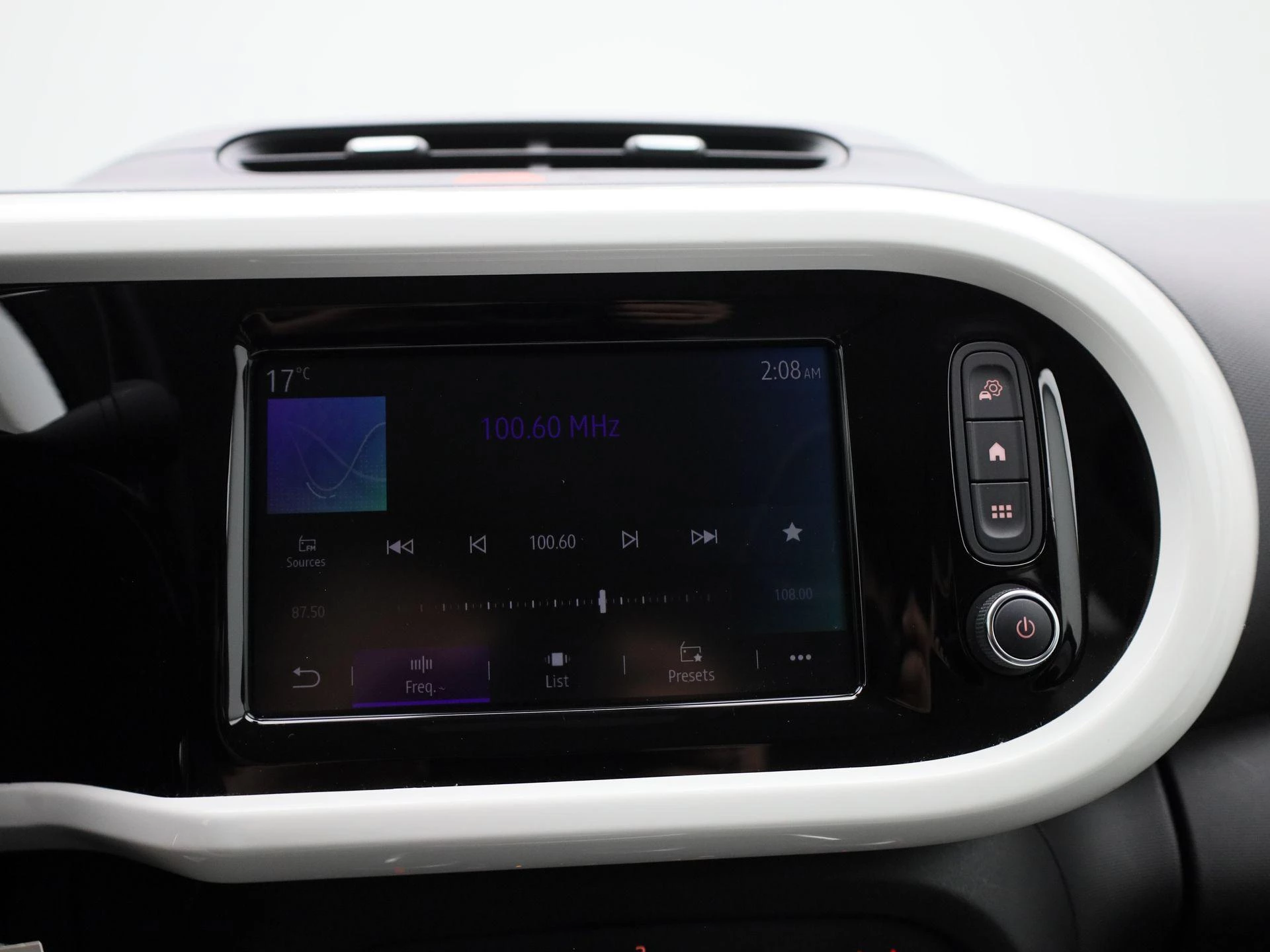 Renault-Twingo-image-15
