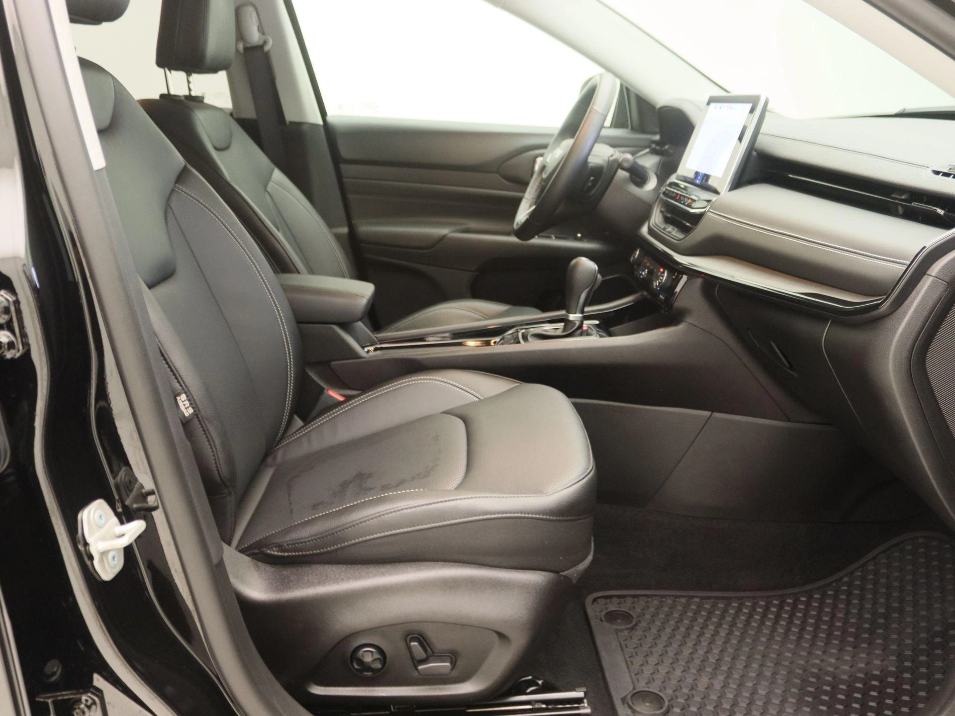 Jeep-Compass-image-26