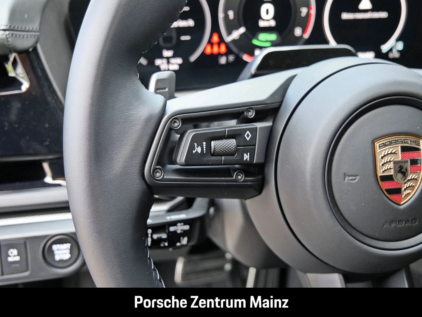 Porsche-Panamera-image-16