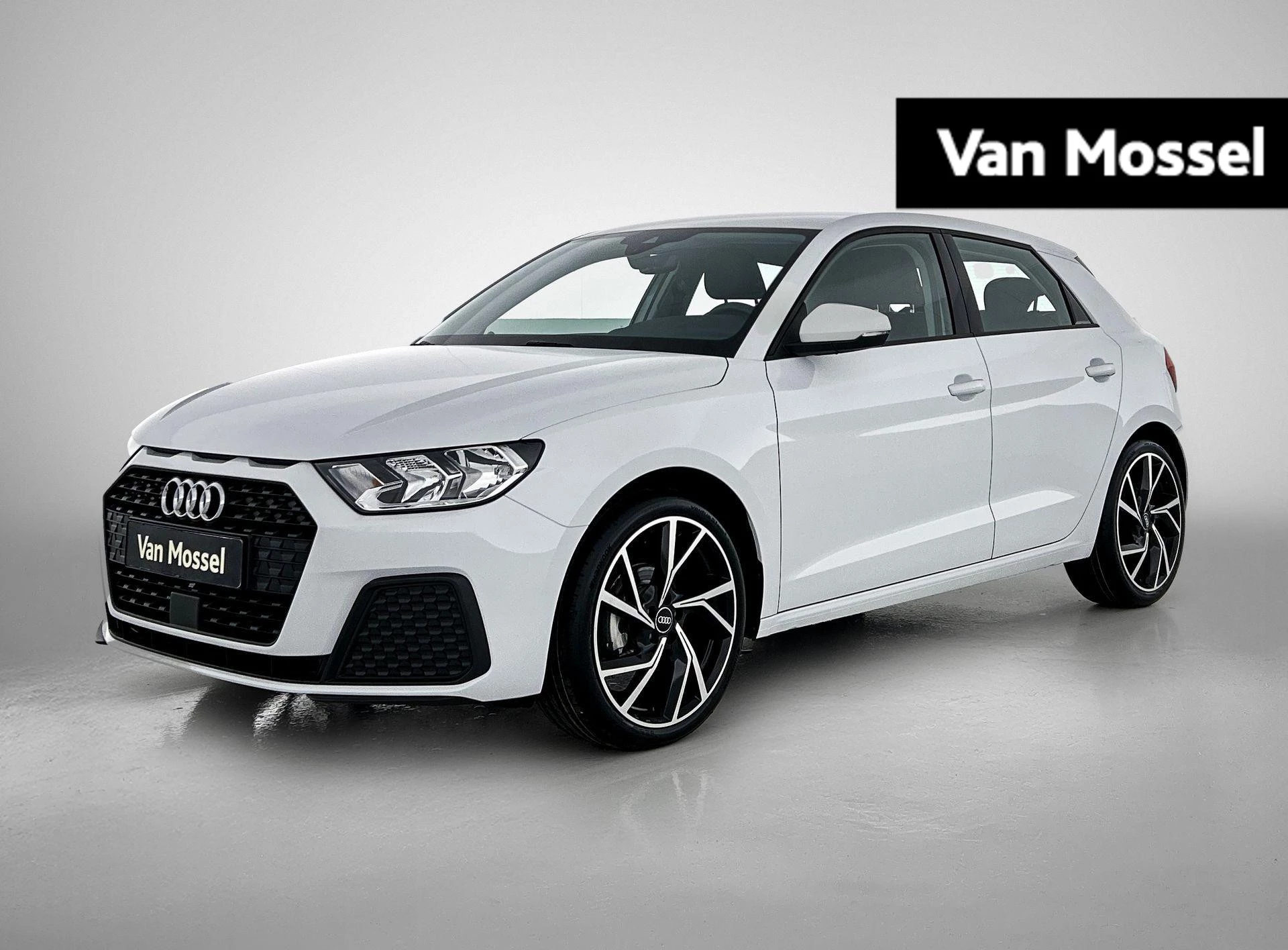 Audi-A1 Sportback-image-0