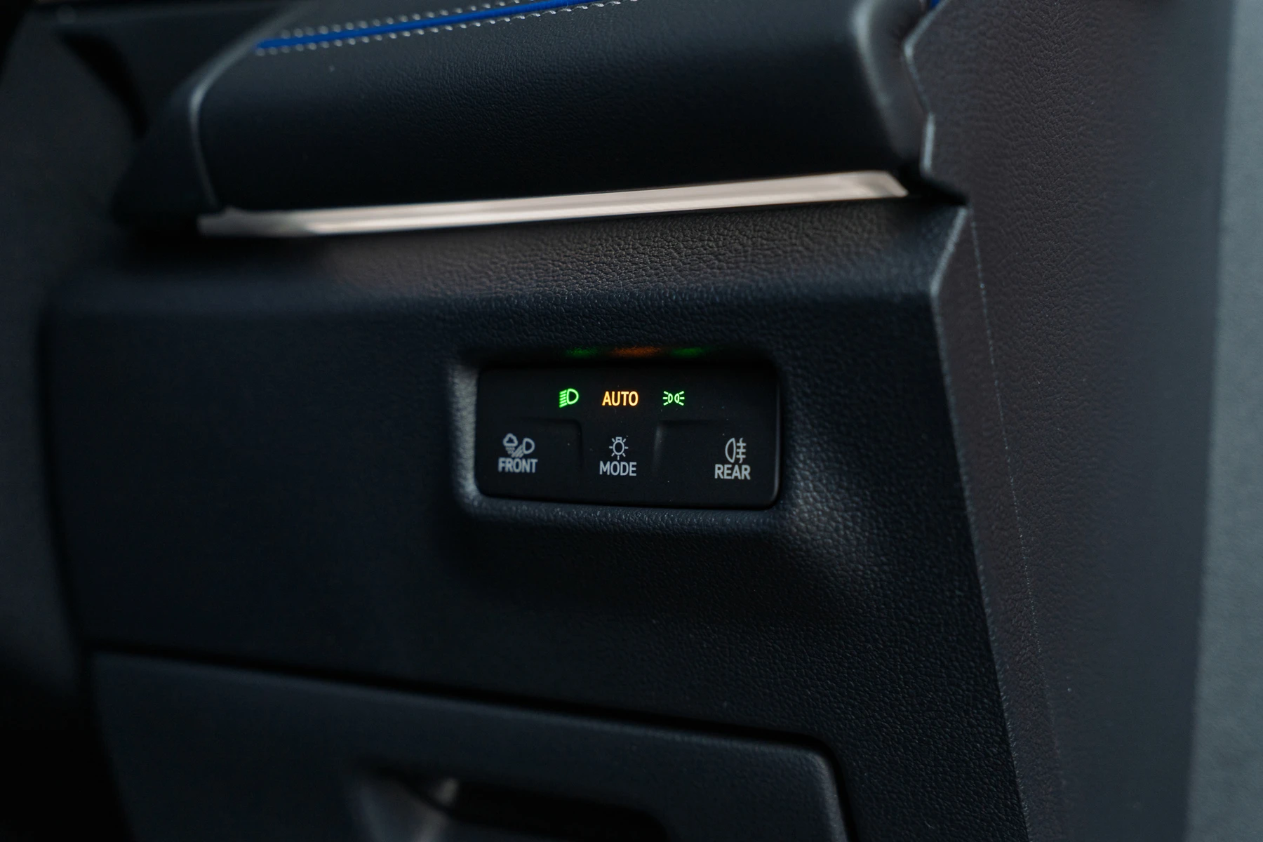 Volkswagen-Tiguan-image-56