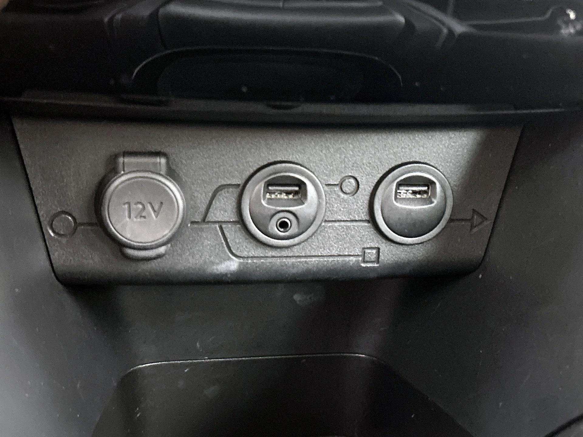 Peugeot-208-image-31