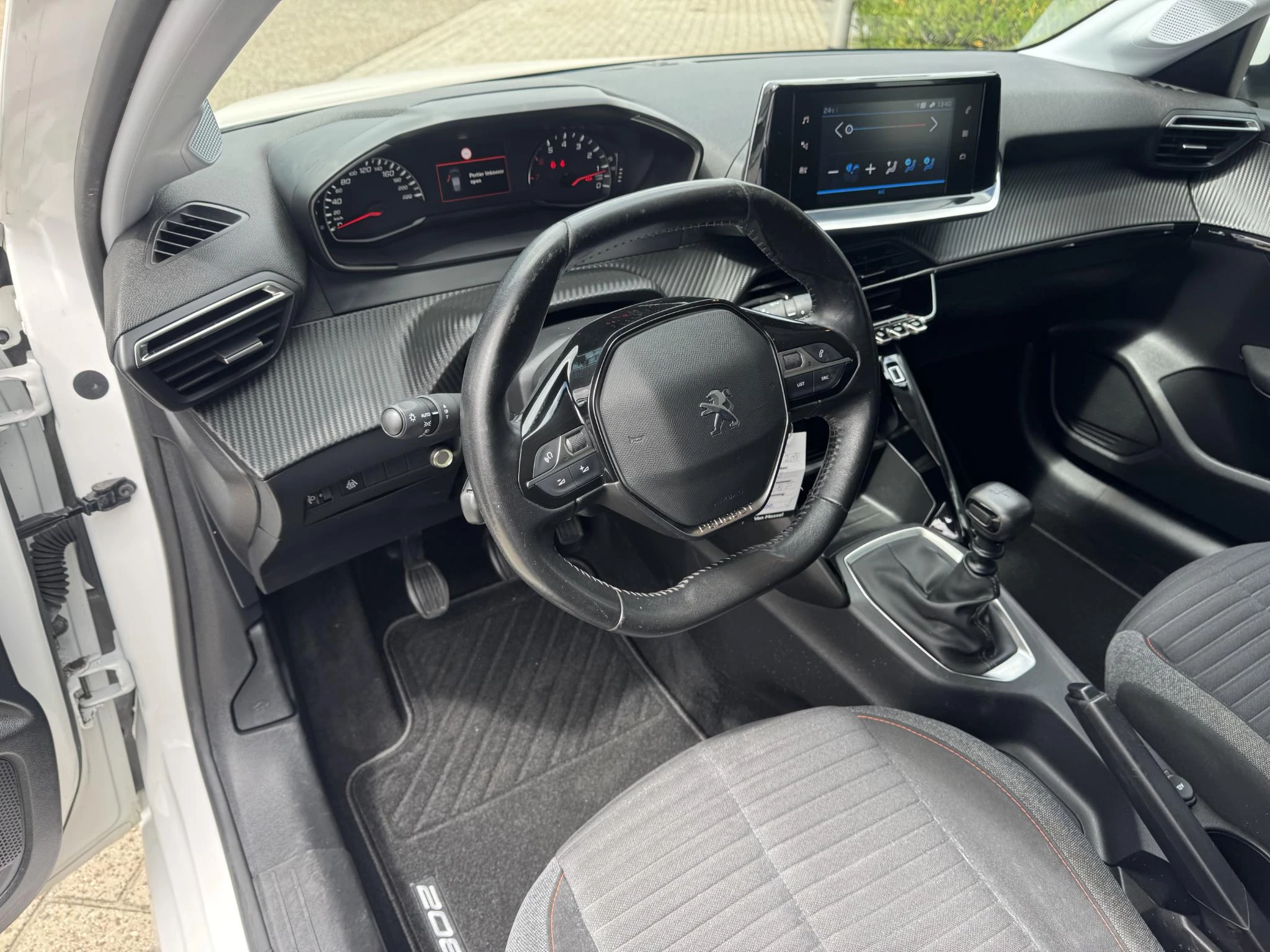 Peugeot 208 1.2 PureTech Blue Lease Active