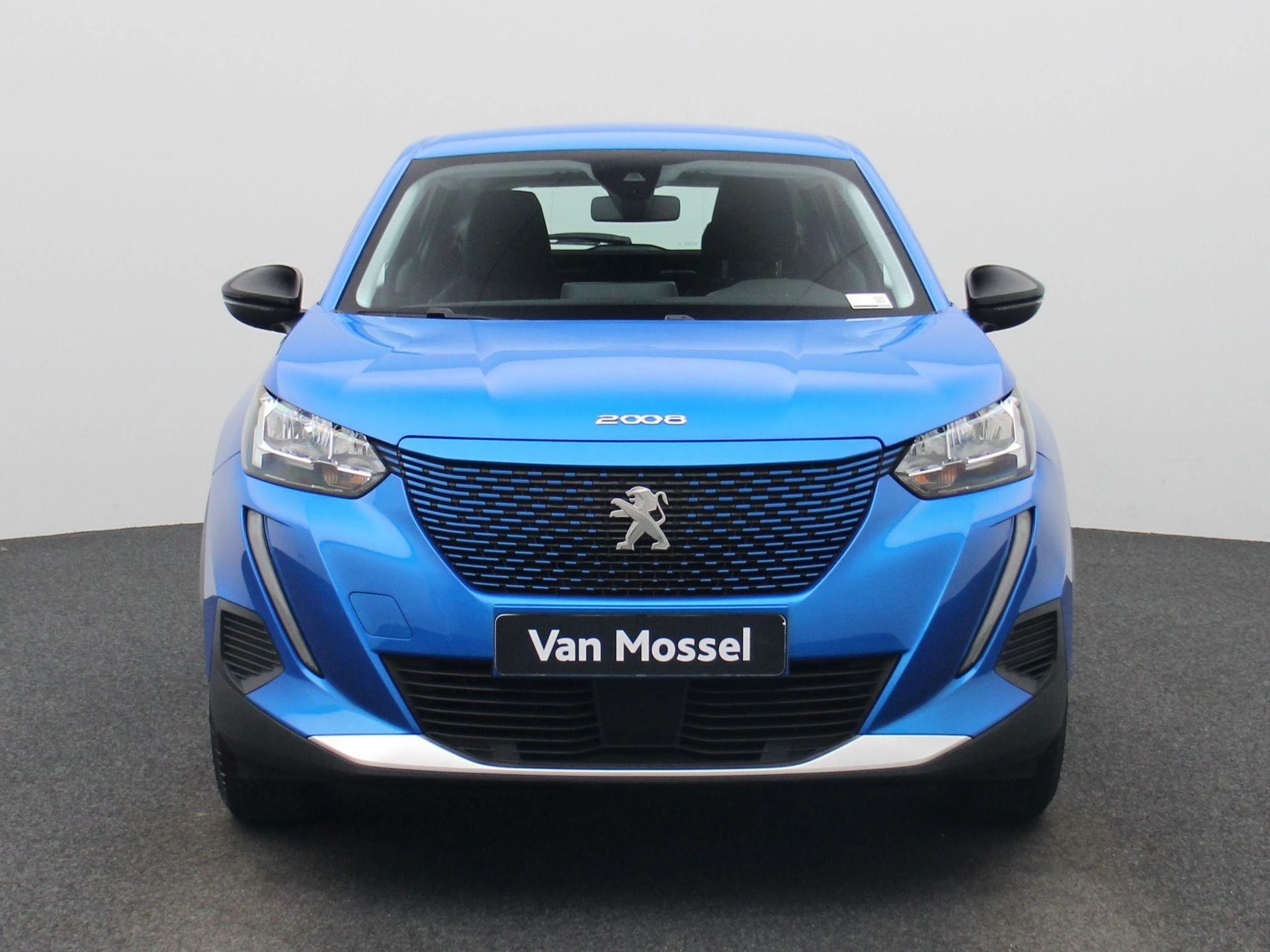 Peugeot-e-2008-image-2