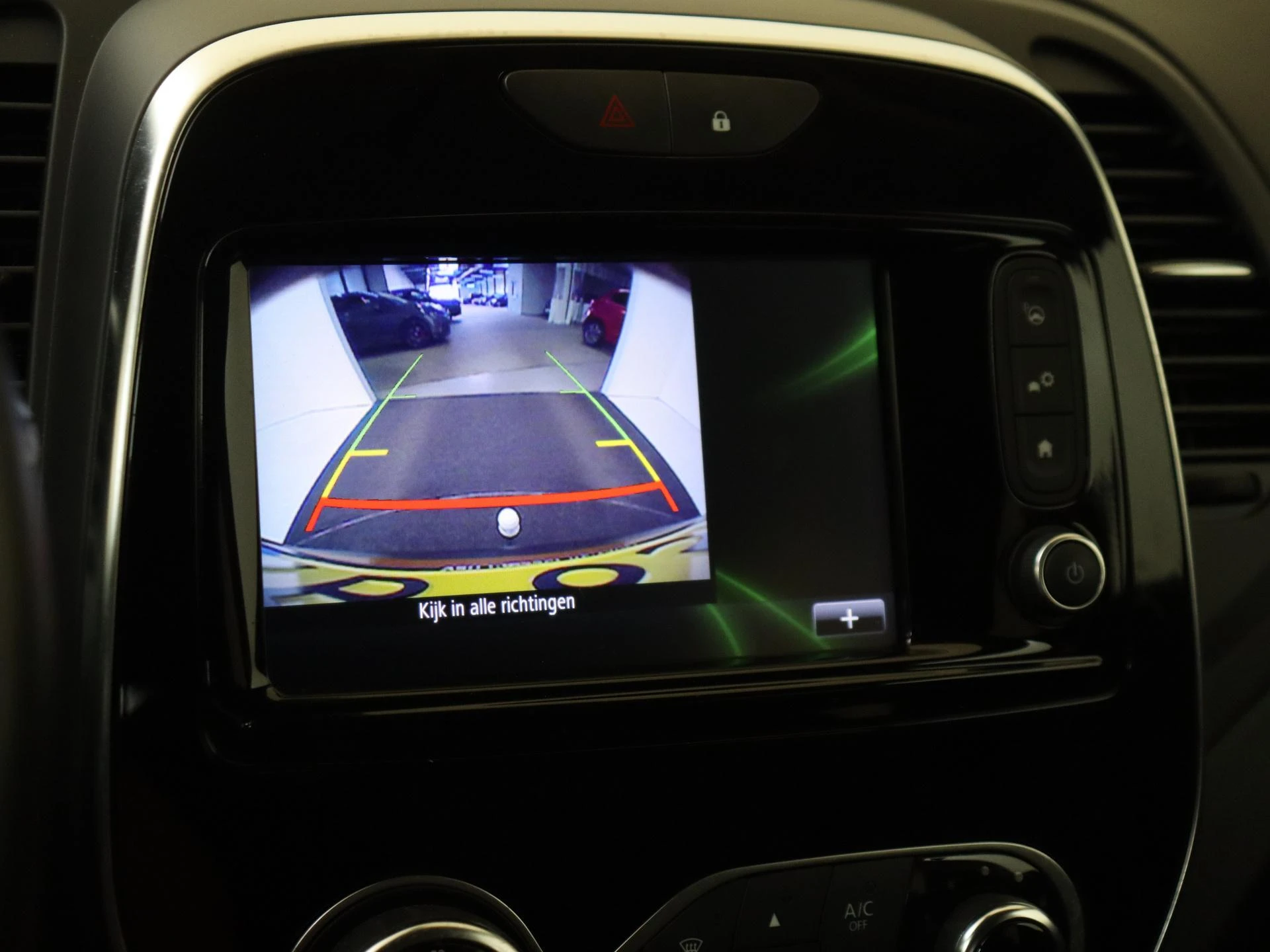 Renault-Captur-image-17