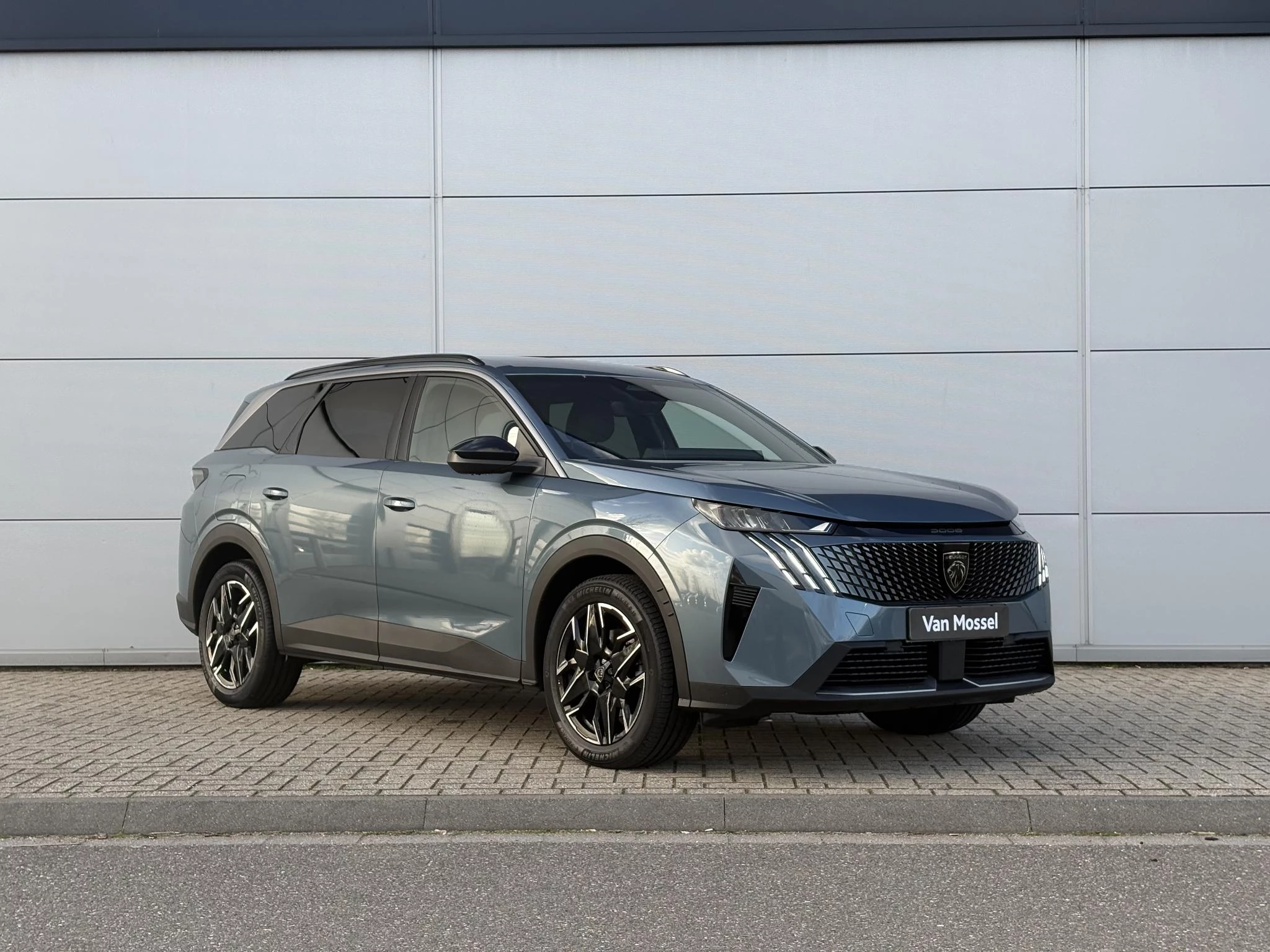 Peugeot-5008-image-7