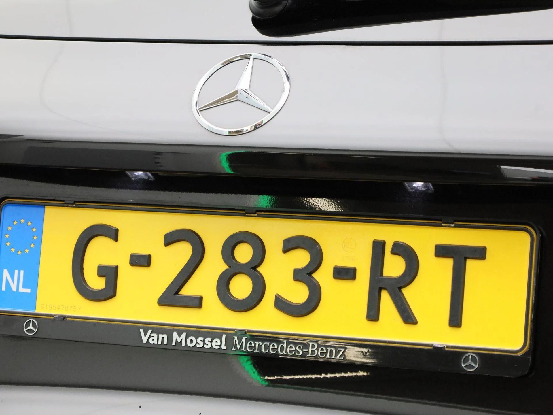 Mercedes-Benz-GLC-image-41