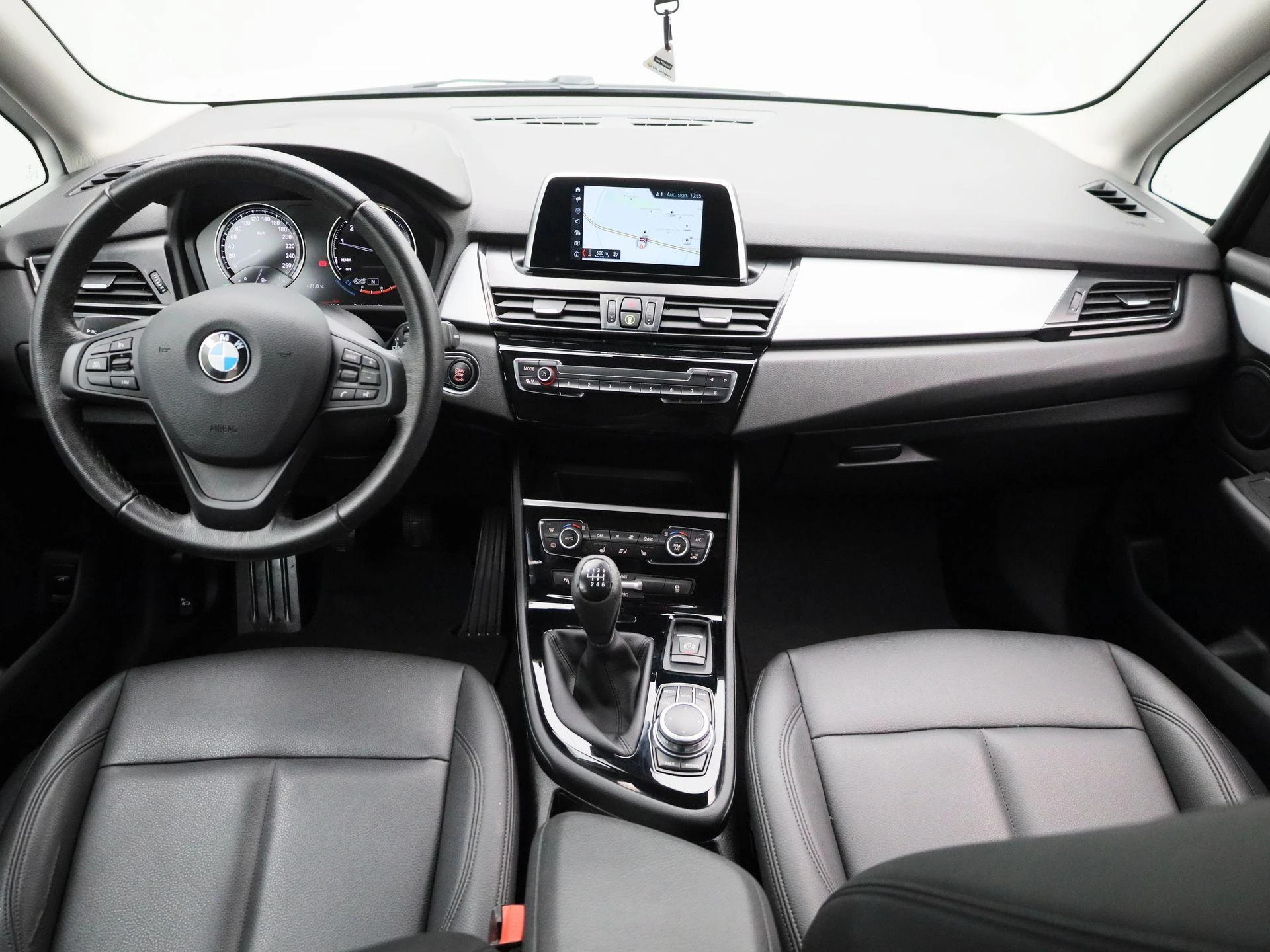 BMW-2 Reeks-image-7