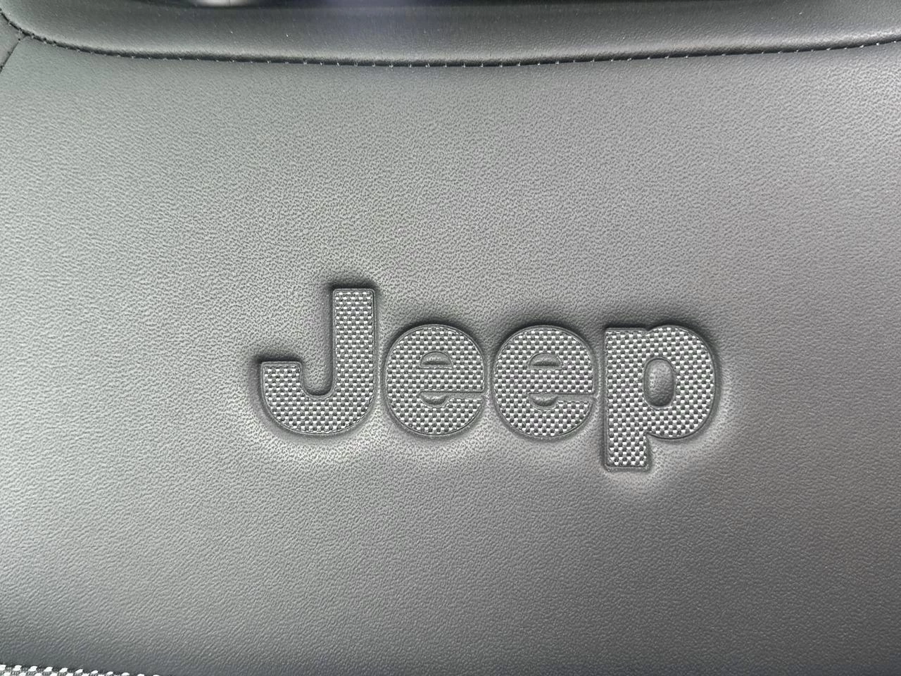 Jeep Avenger Summit 1.2 MHEV