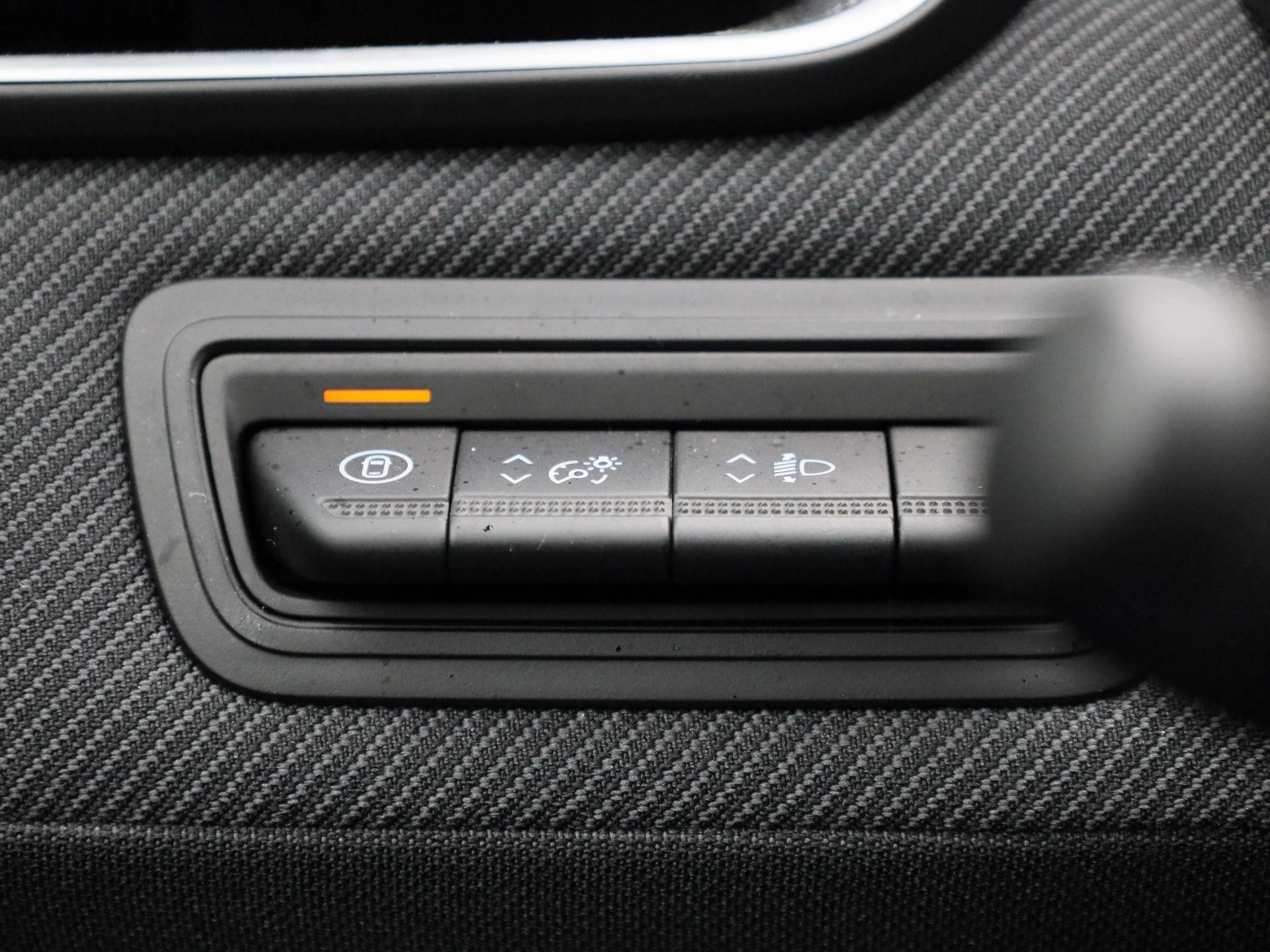 Renault-Clio-image-22