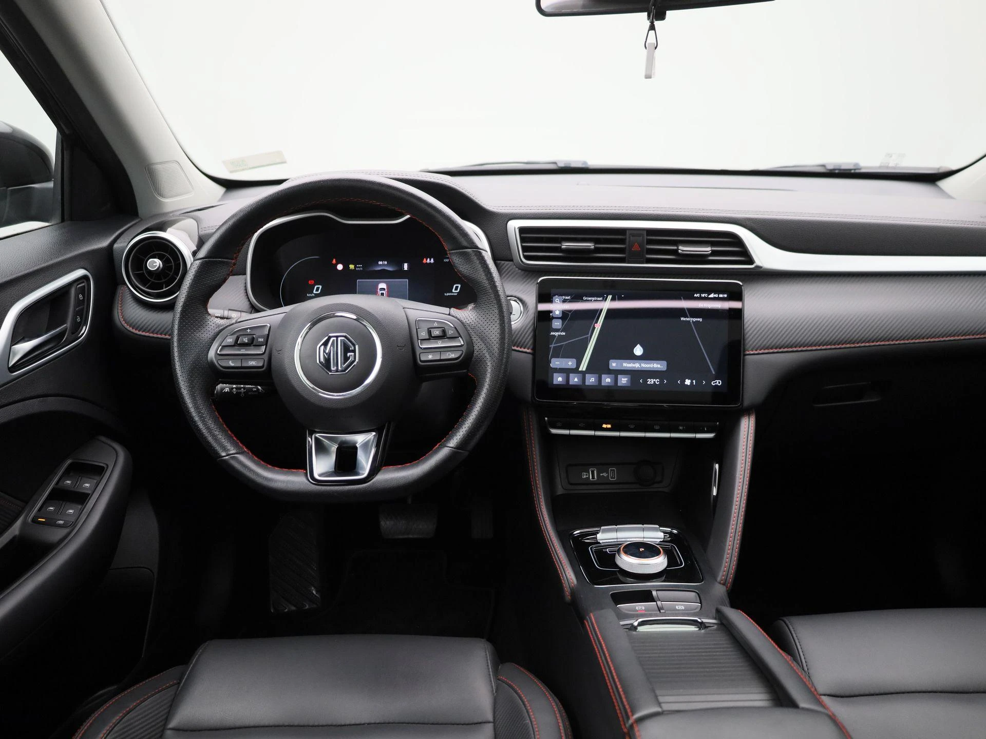 MG-ZS EV-image-6