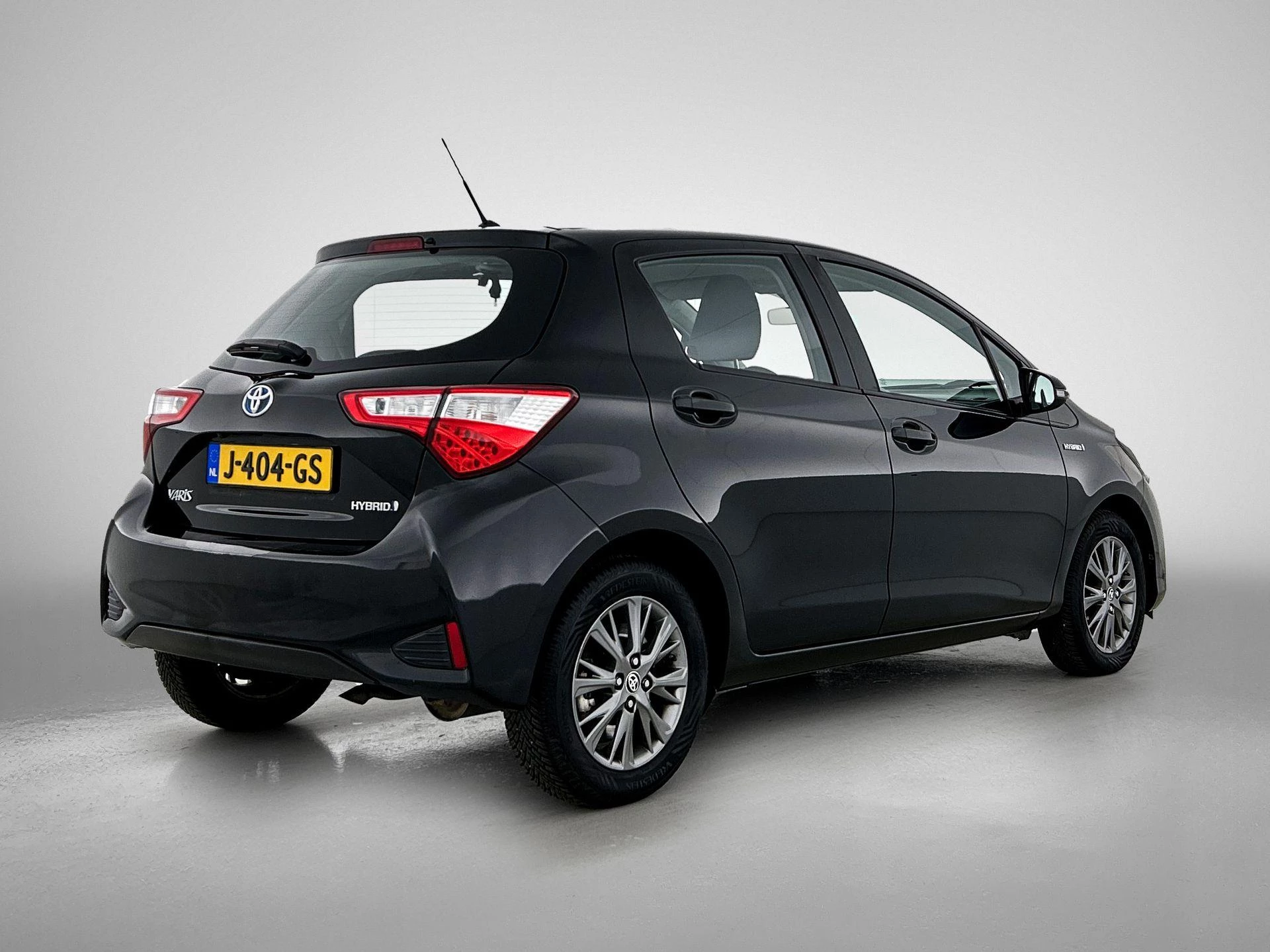 Toyota-Yaris-image-6