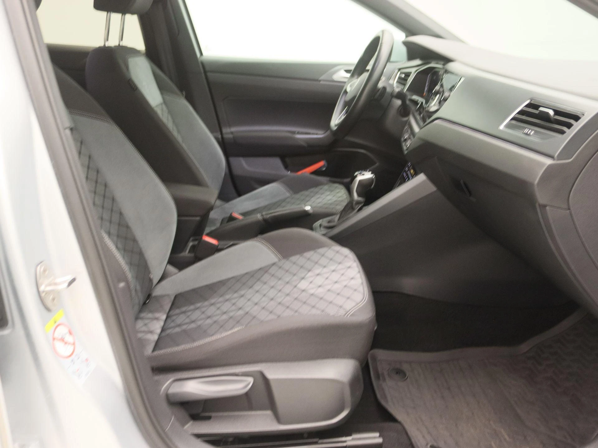 Volkswagen-Taigo-image-23
