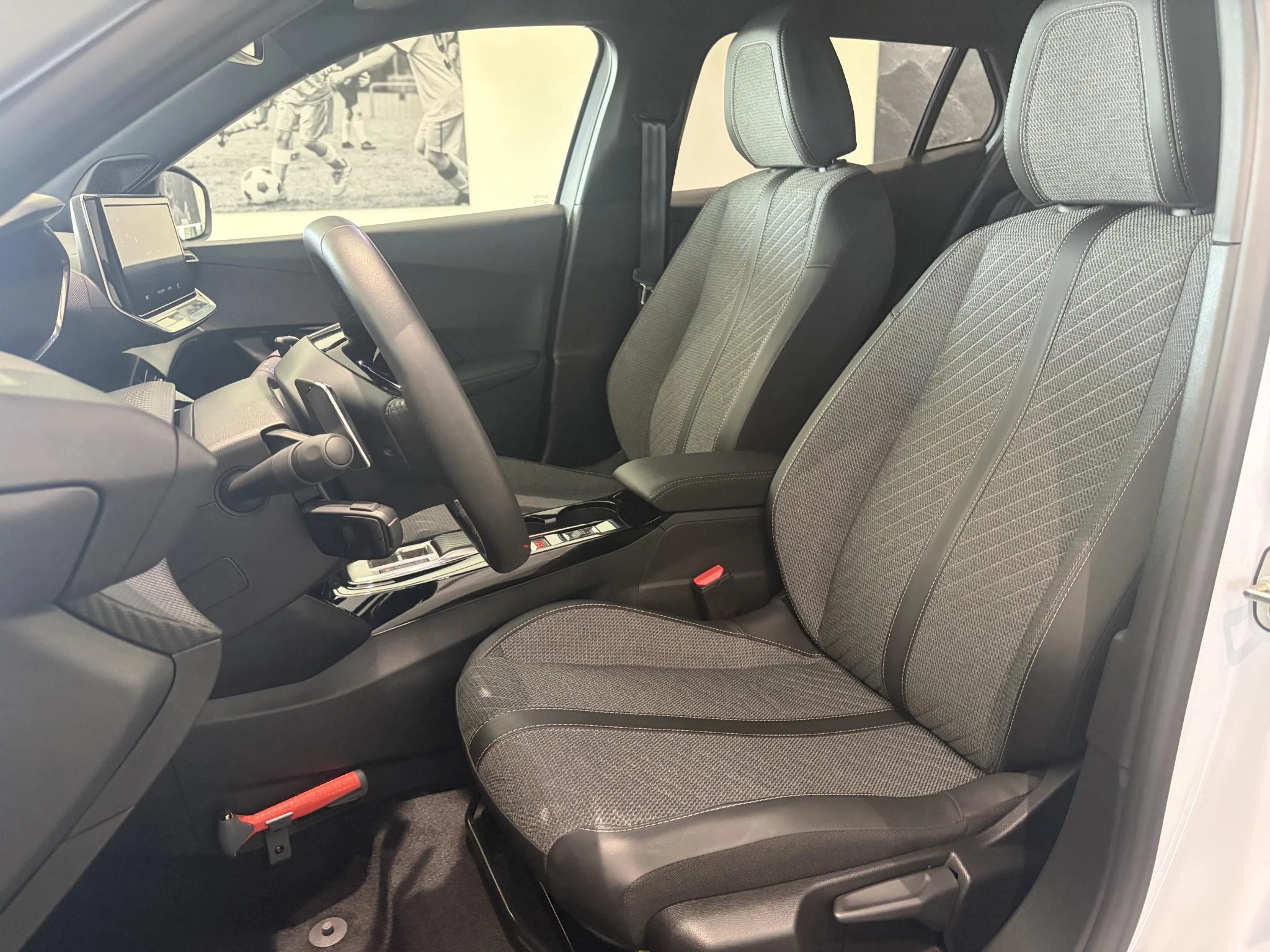 Peugeot-2008-image-11
