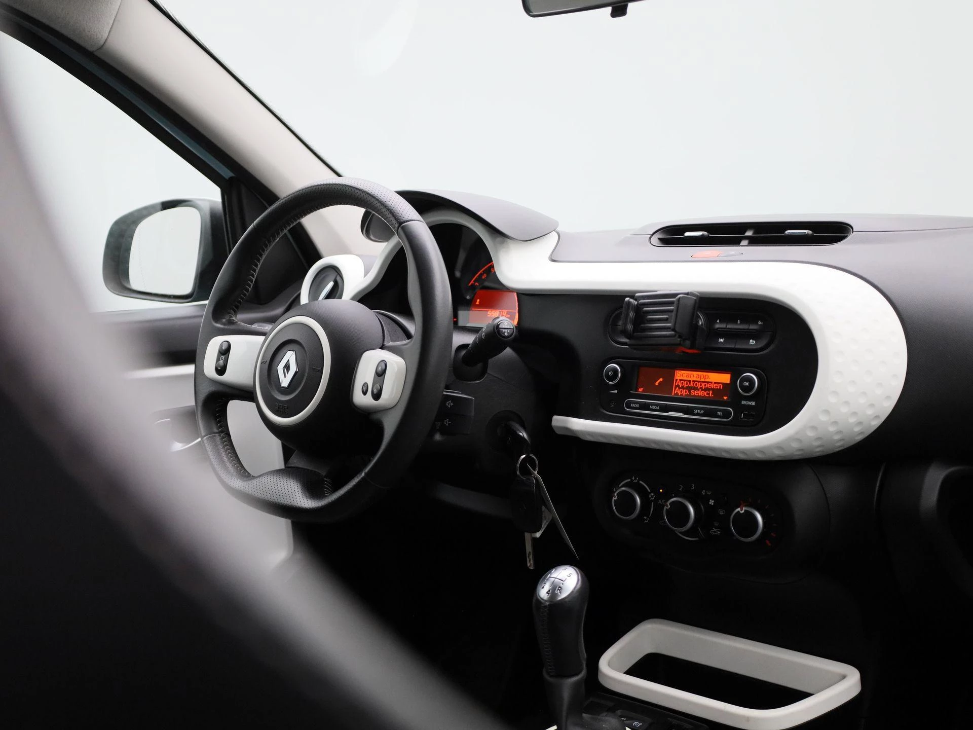 Renault-Twingo-image-28