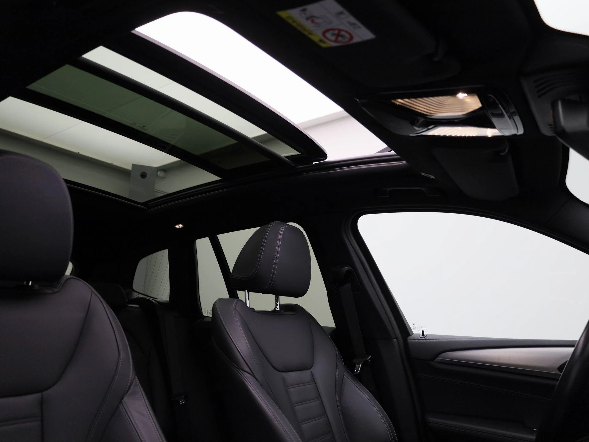 BMW-iX3-image-43