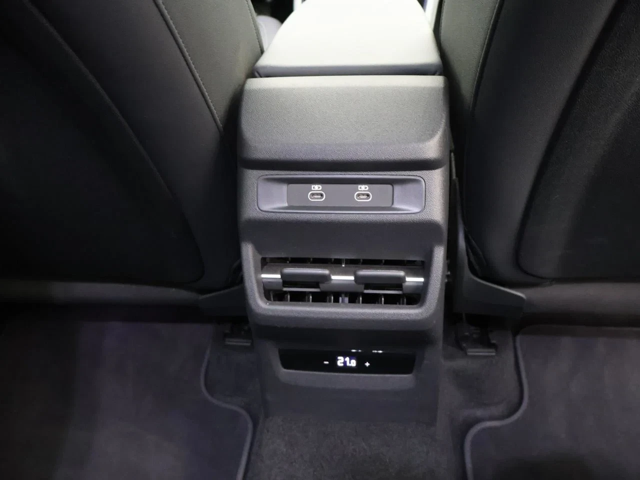 Audi-Q3-image-27