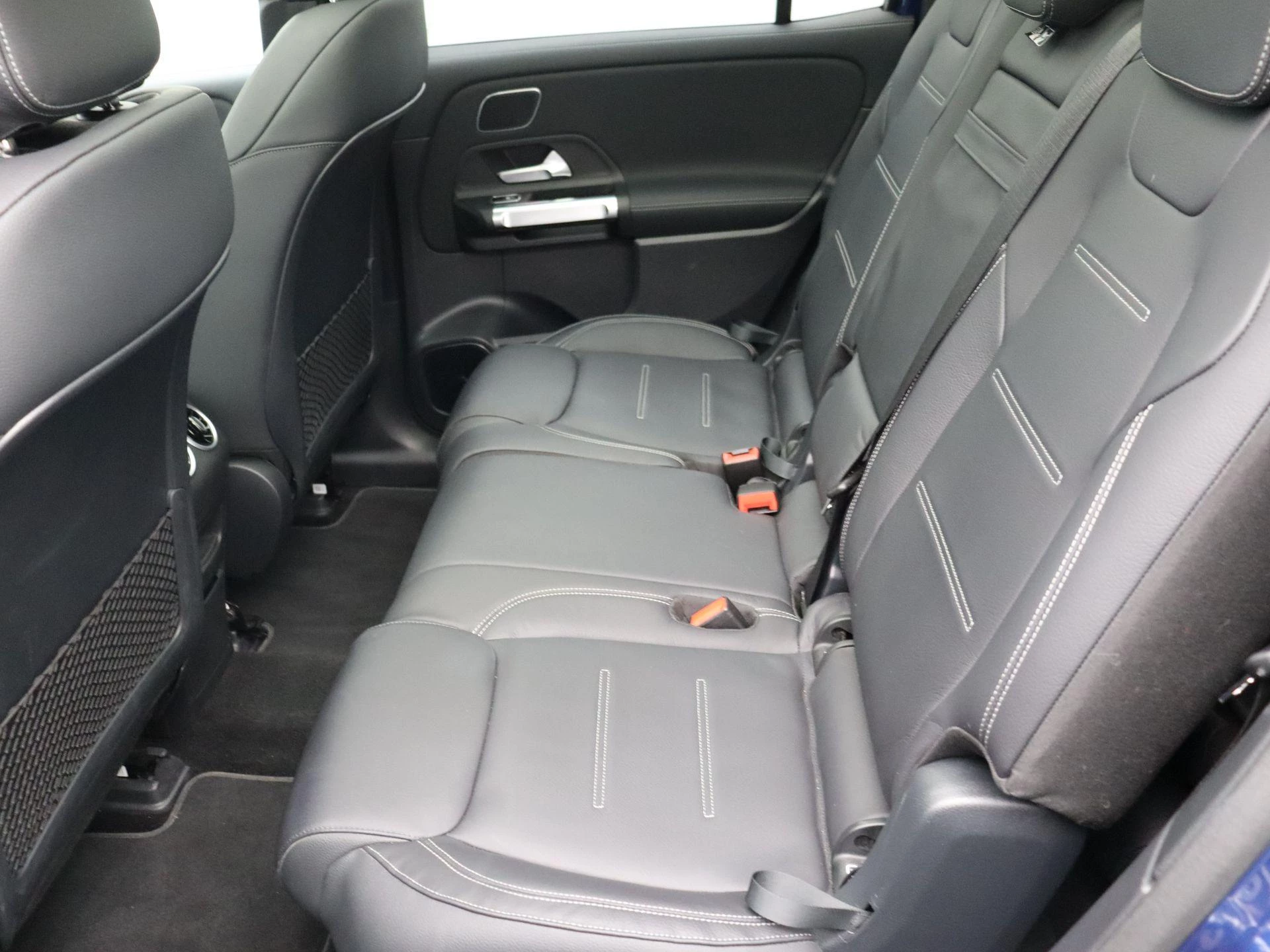 Mercedes-Benz EQB 250+ STAR EDITION + LEDER + 7-ZIT + BURMESTER + PANO DAK + CARPLAY +