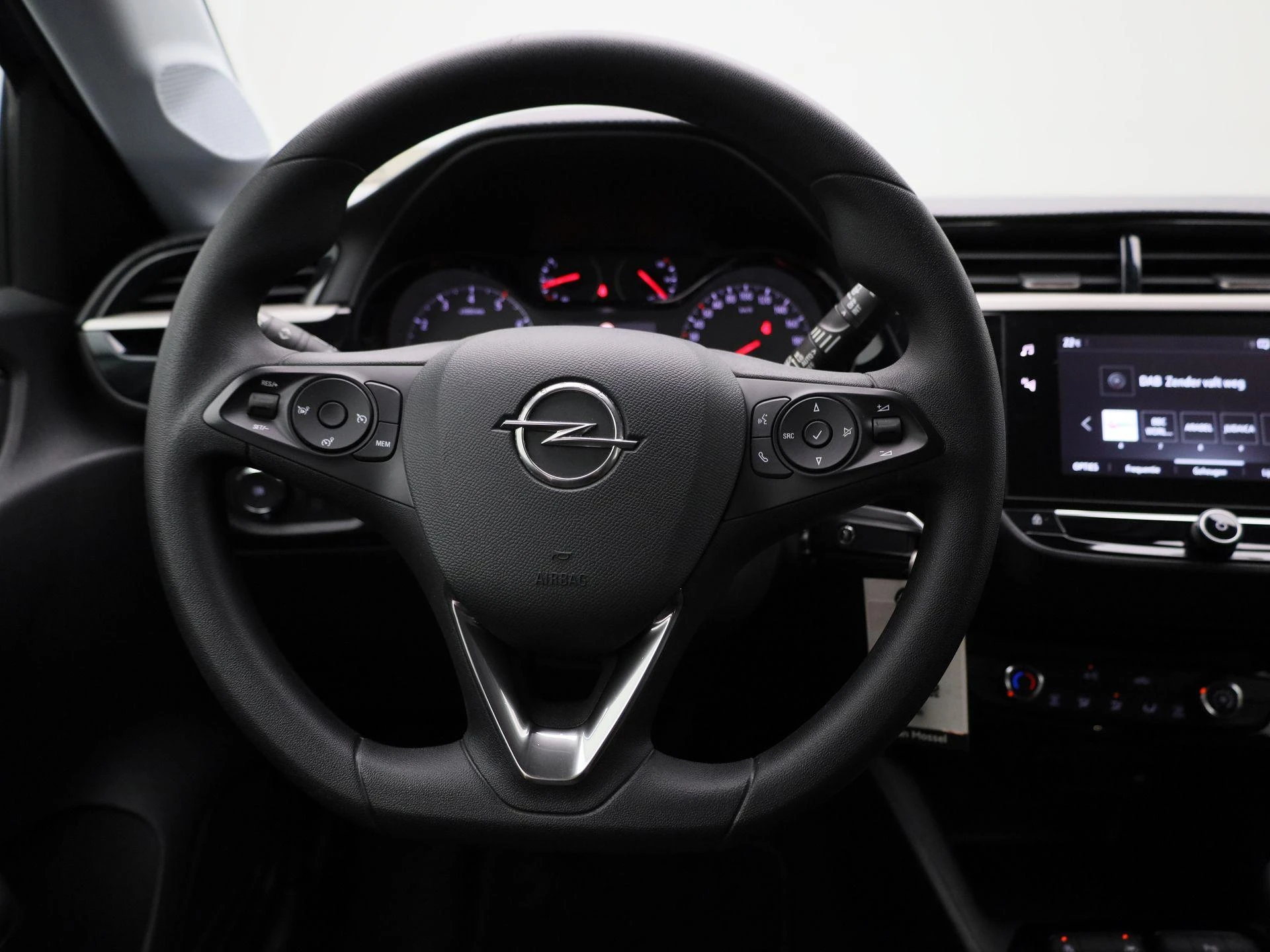 Opel-Corsa-image-6
