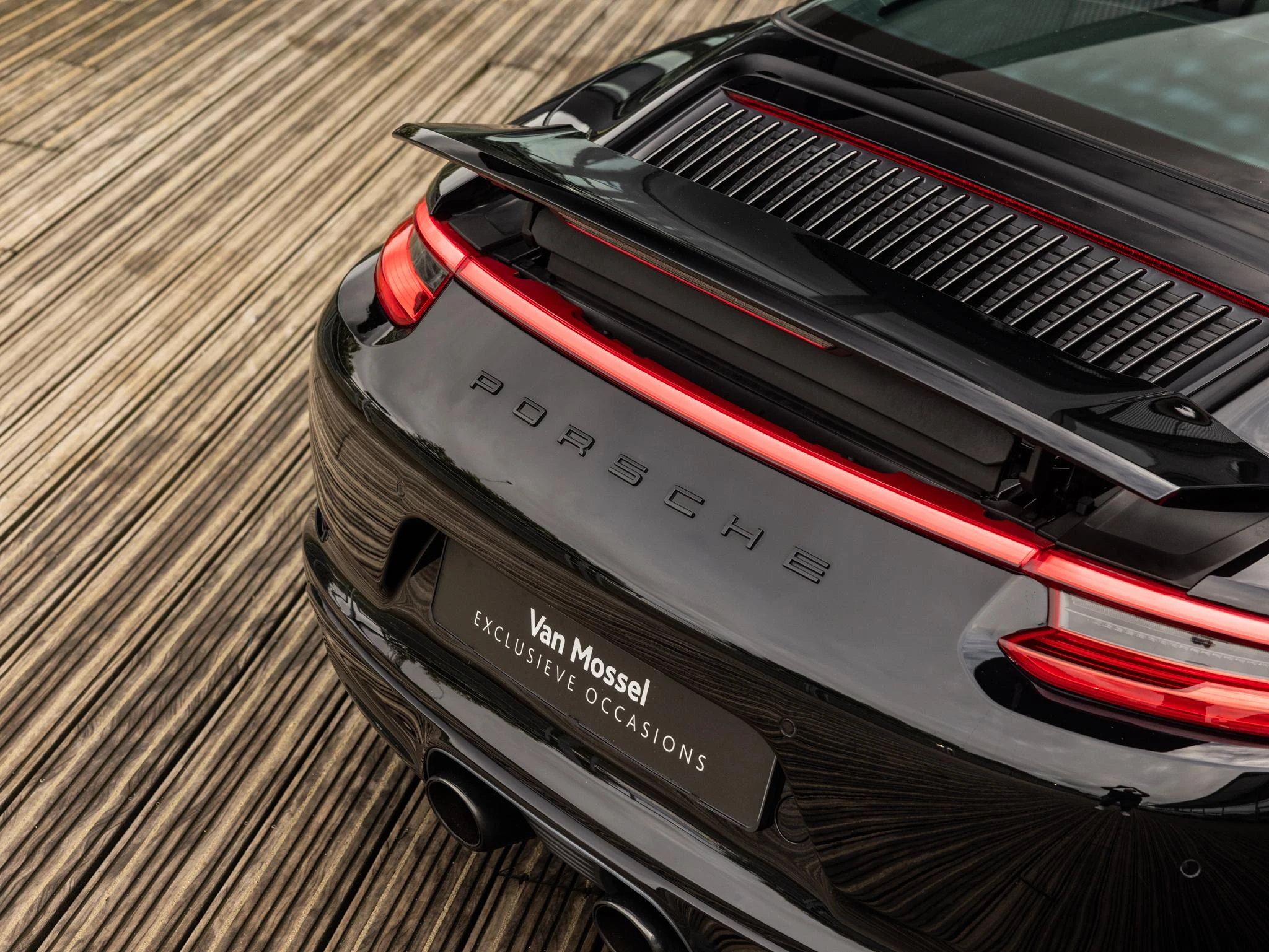 Porsche-911-image-33