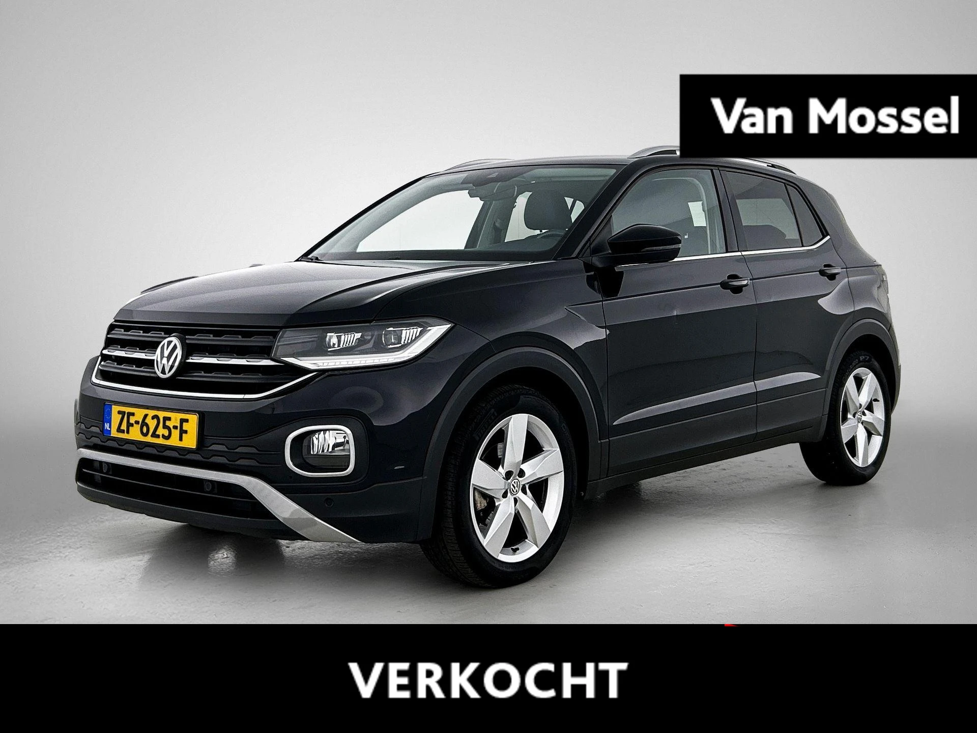 Volkswagen-T-Cross-image-0